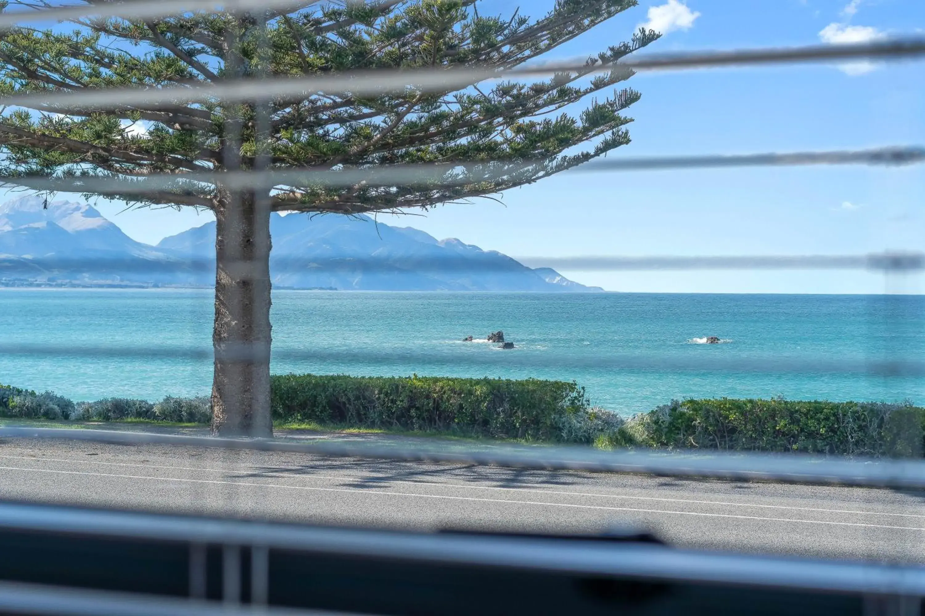Mountain view in Kaikoura Beach Motel Mountain view in Kaikoura Beach Motel
