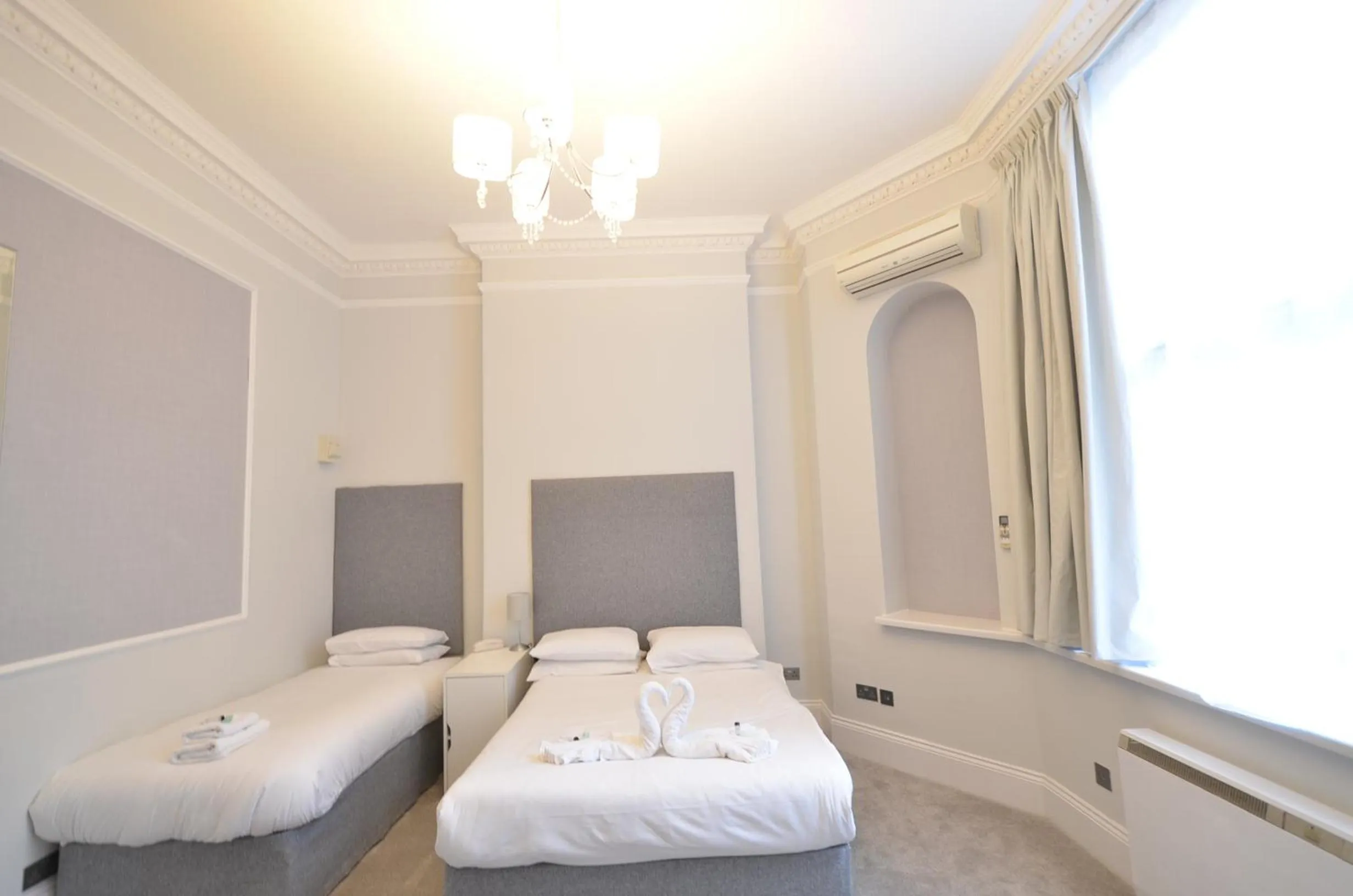 Bedroom, Bed in Amber Residence Hotel-Suites