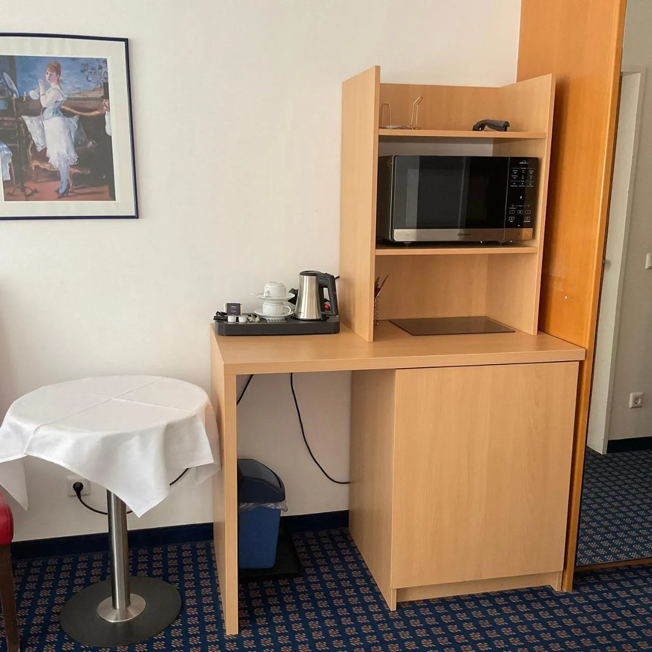 Coffee/tea facilities in Hotel in Herrenhausen