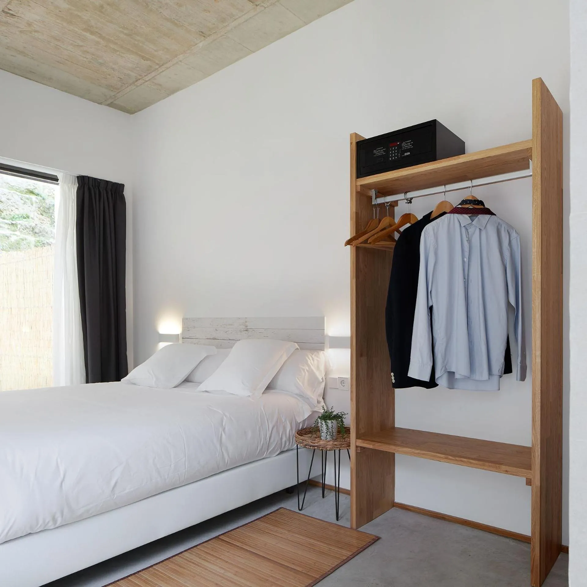 Bed in IRAIPE Estella Rooms Auto Check-in