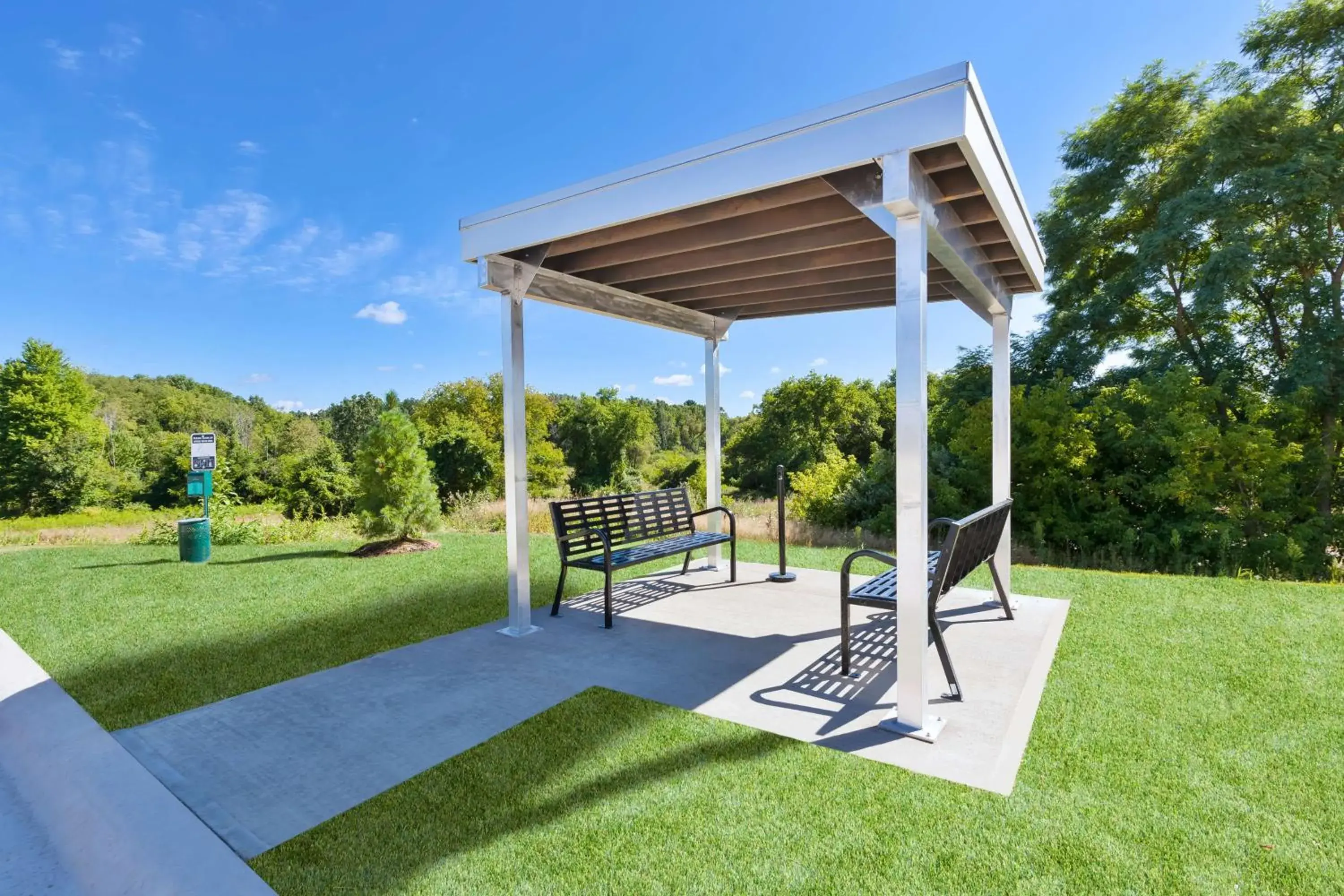 Inner courtyard view in Home2 Suites By Hilton Saginaw, Mi Inner courtyard view in Home2 Suites By Hilton Saginaw, Mi
