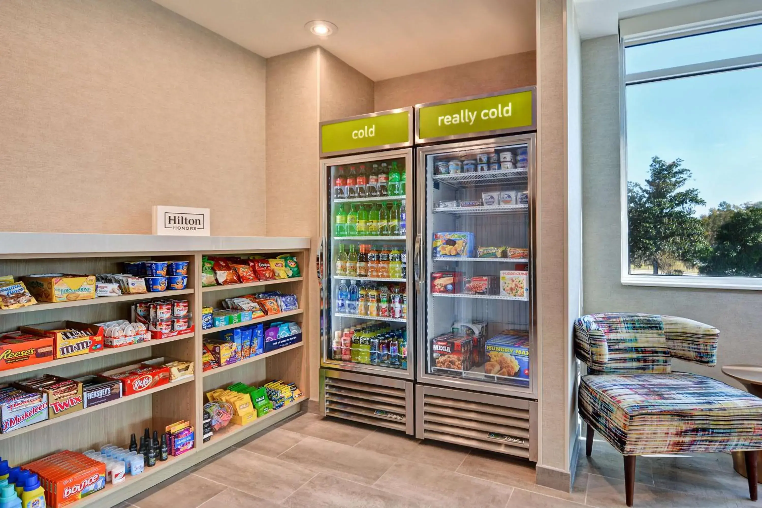 Restaurant/places to eat in Home2 Suites By Hilton Savannah Midtown, Ga Restaurant/places to eat in Home2 Suites By Hilton Savannah Midtown, Ga