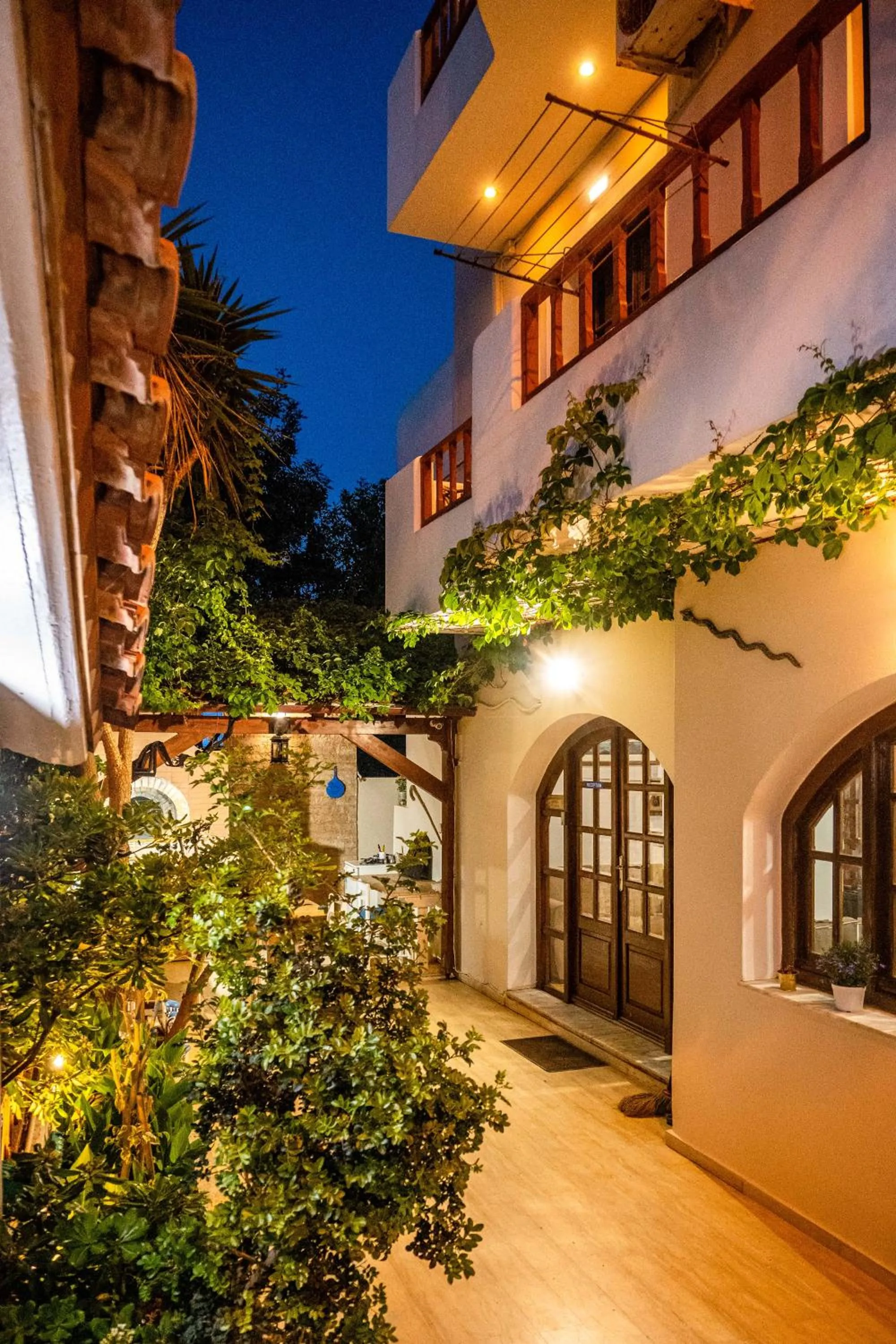 Property building in Alexandra Apartments