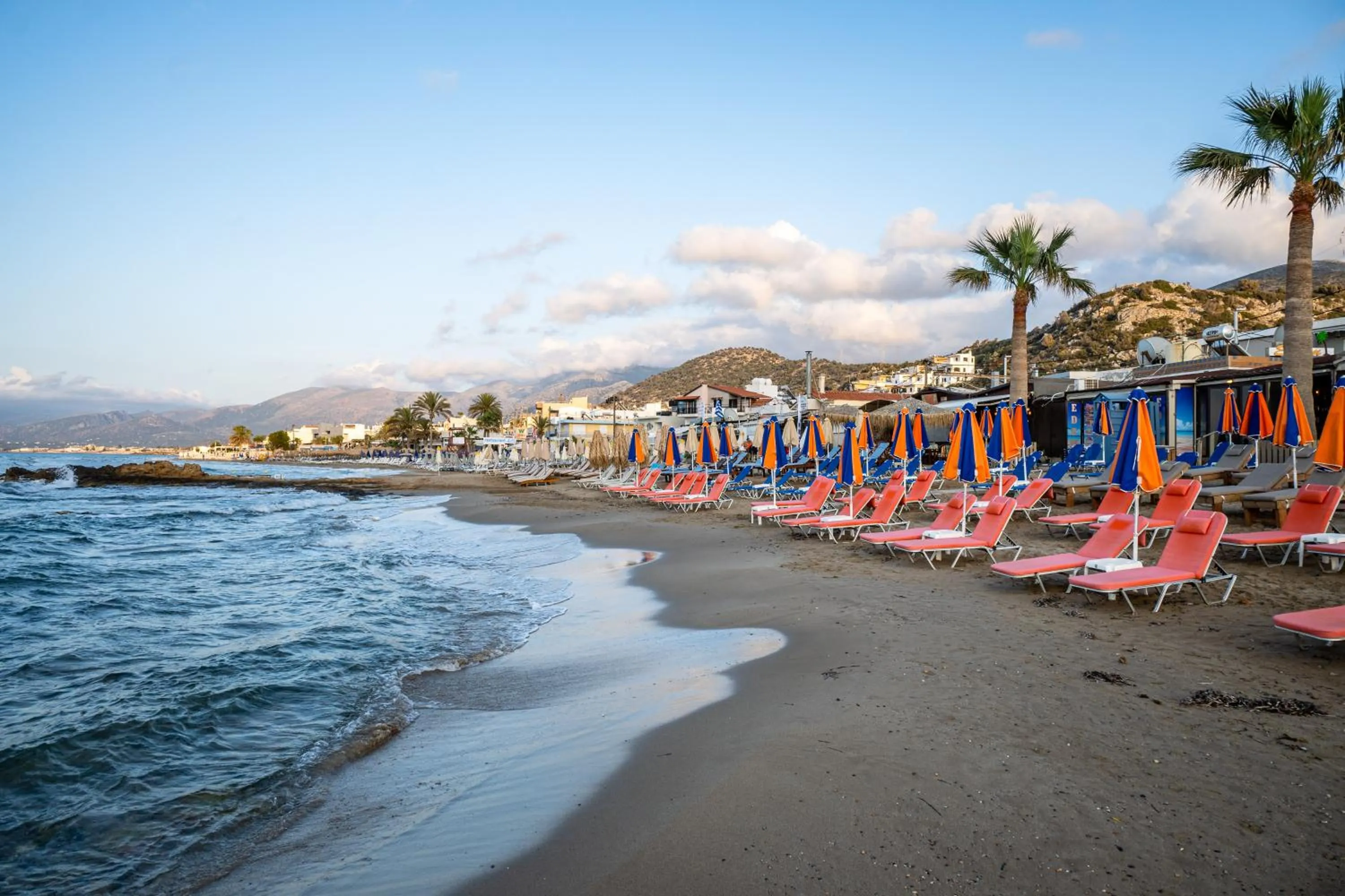 Beach in Alexandra Apartments