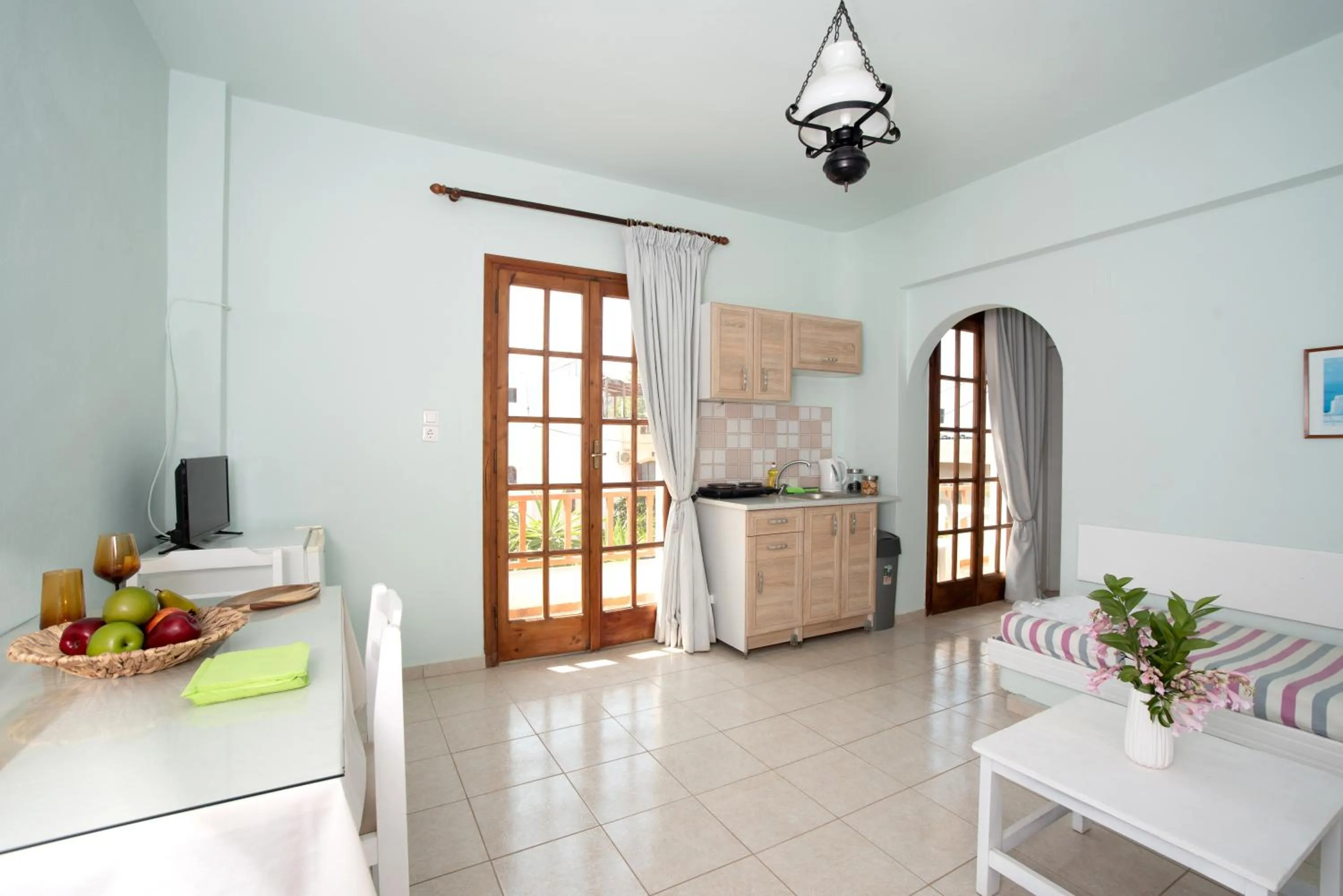 Kitchen or kitchenette in Alexandra Apartments