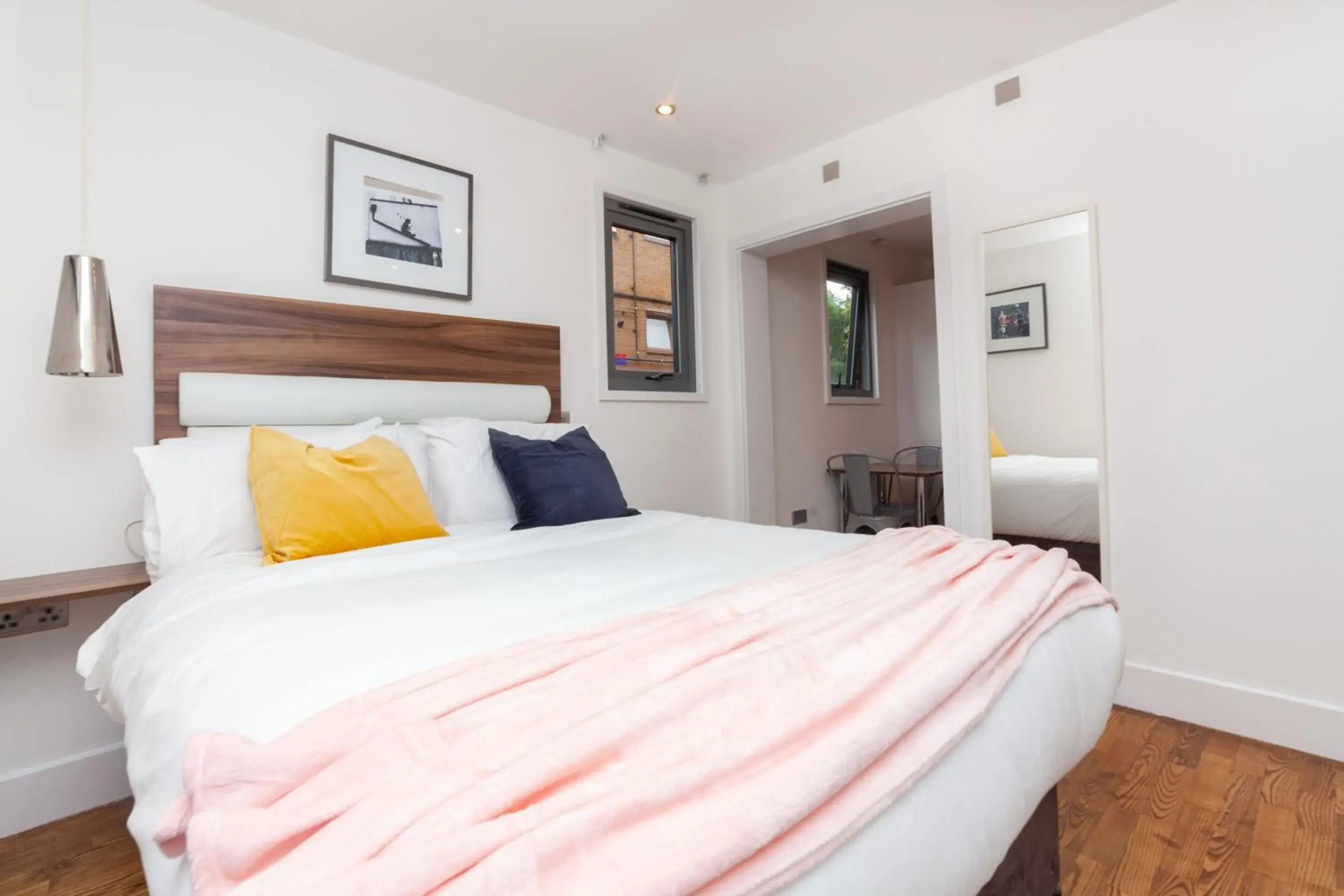 Bed in Camden Prime ApartHotel Bed in Camden Prime ApartHotel