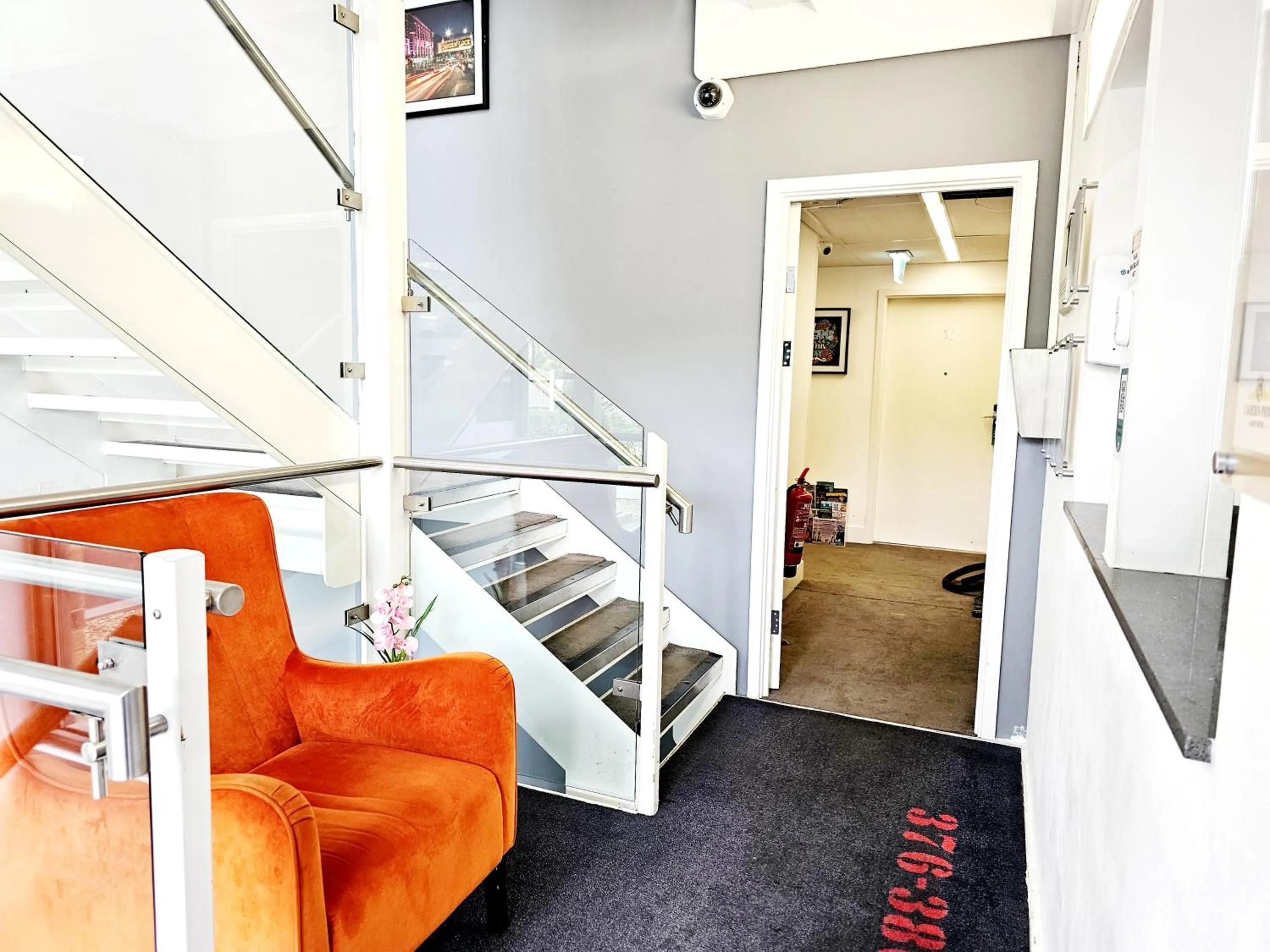 Facade/entrance in Camden Prime ApartHotel