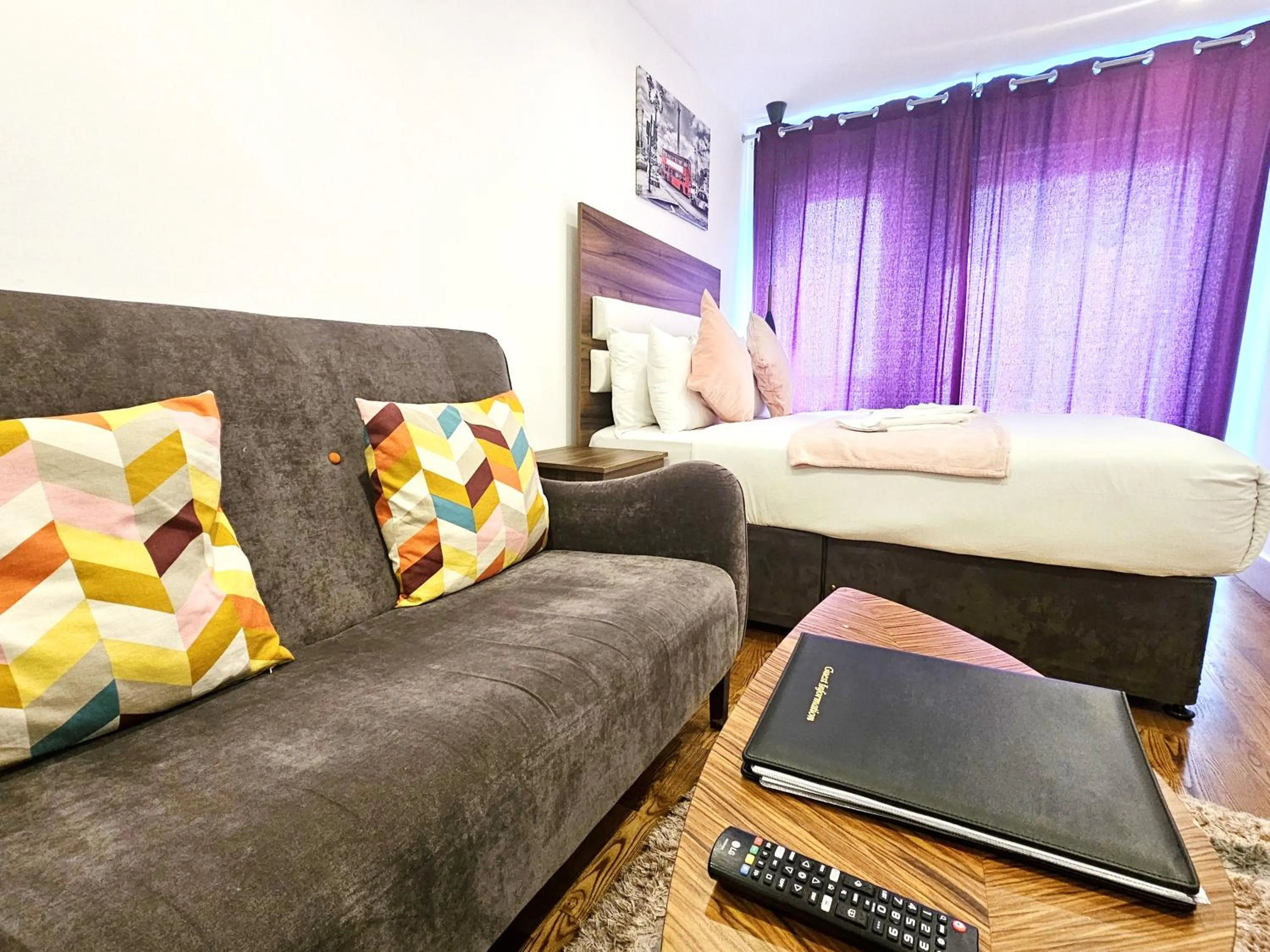 Bed in Camden Prime ApartHotel