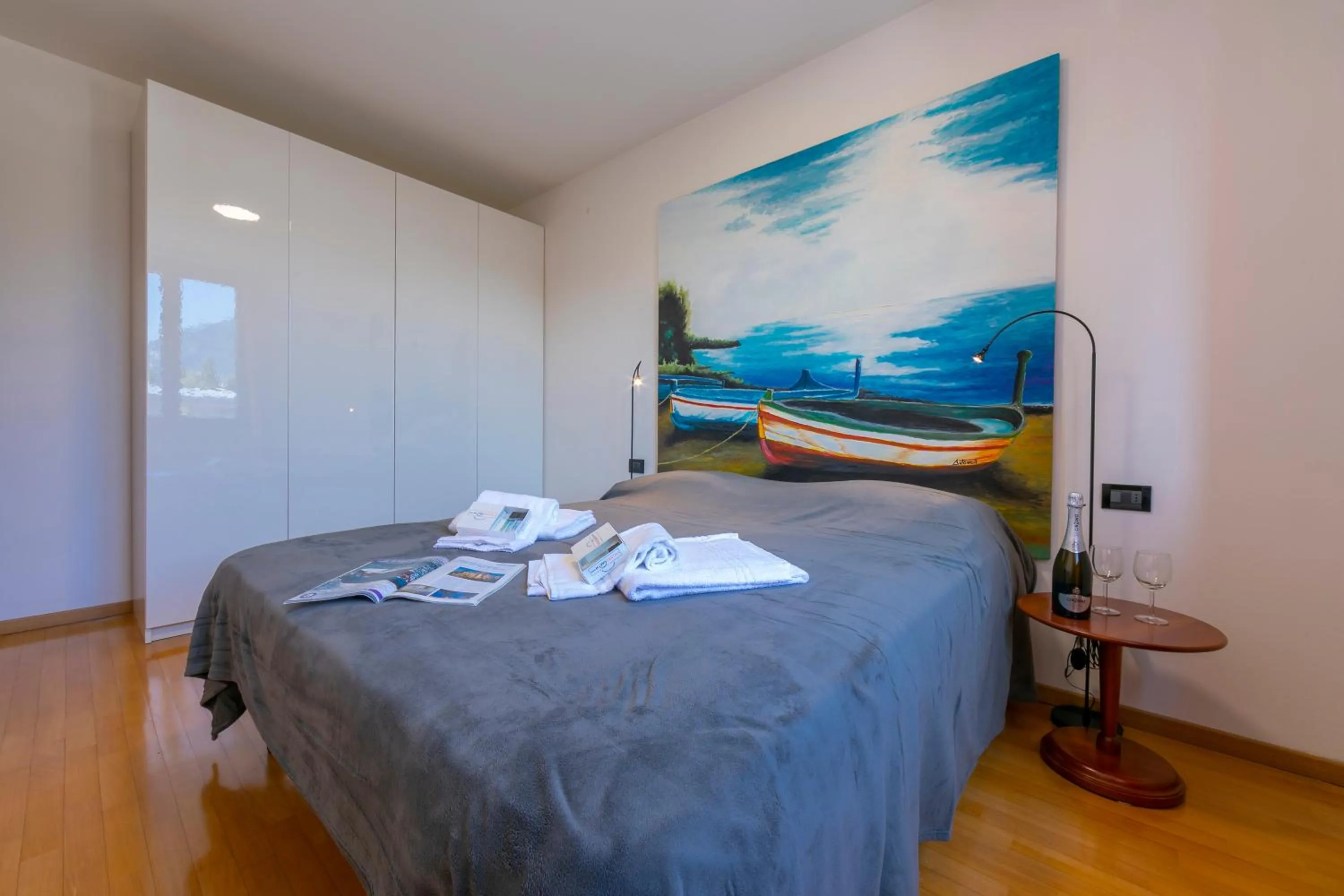 bunk bed, Bed in Claz House - Happy Rentals