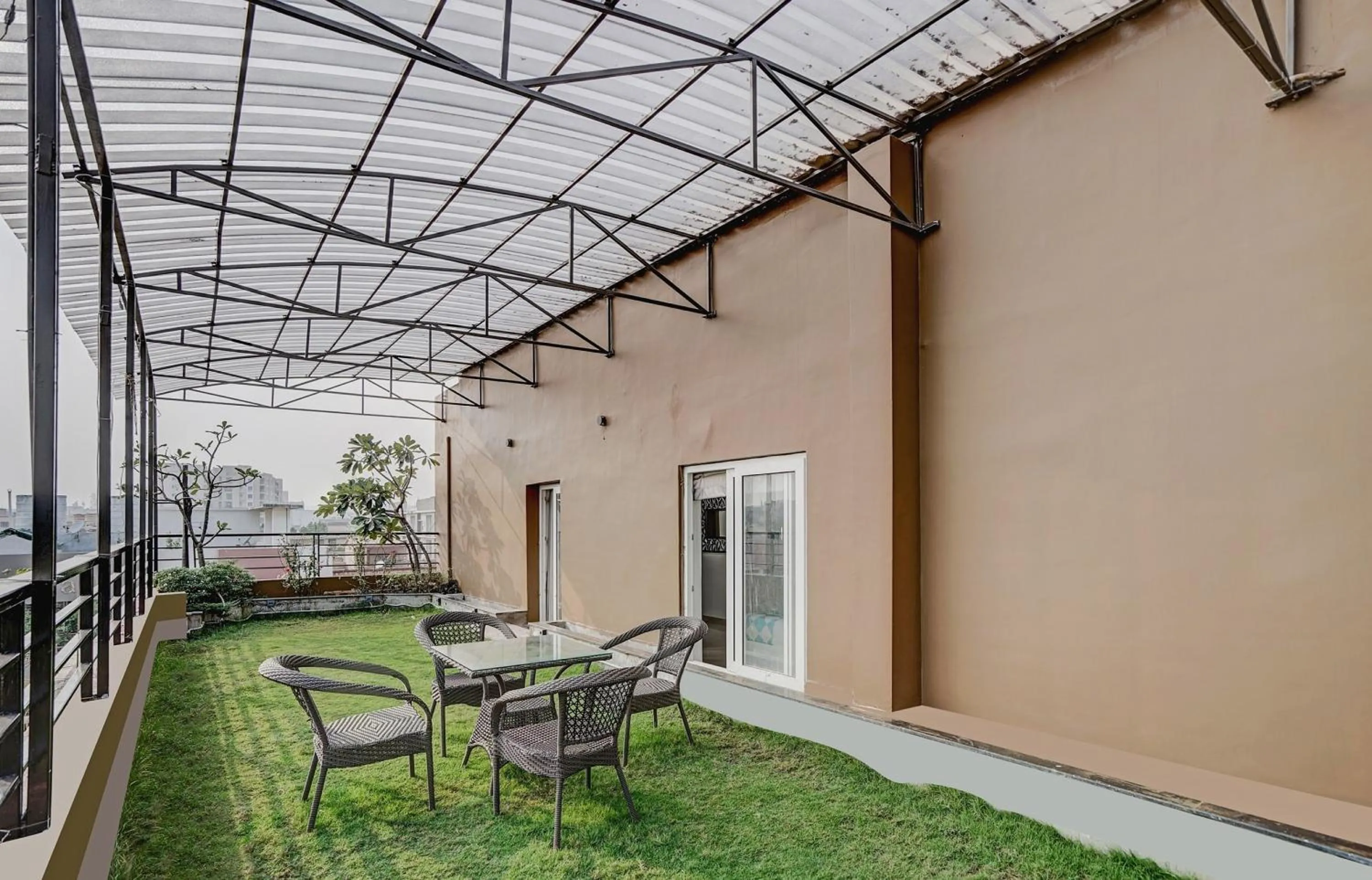 Lobby or reception in Super Capital O Sayhallo Prime Residency