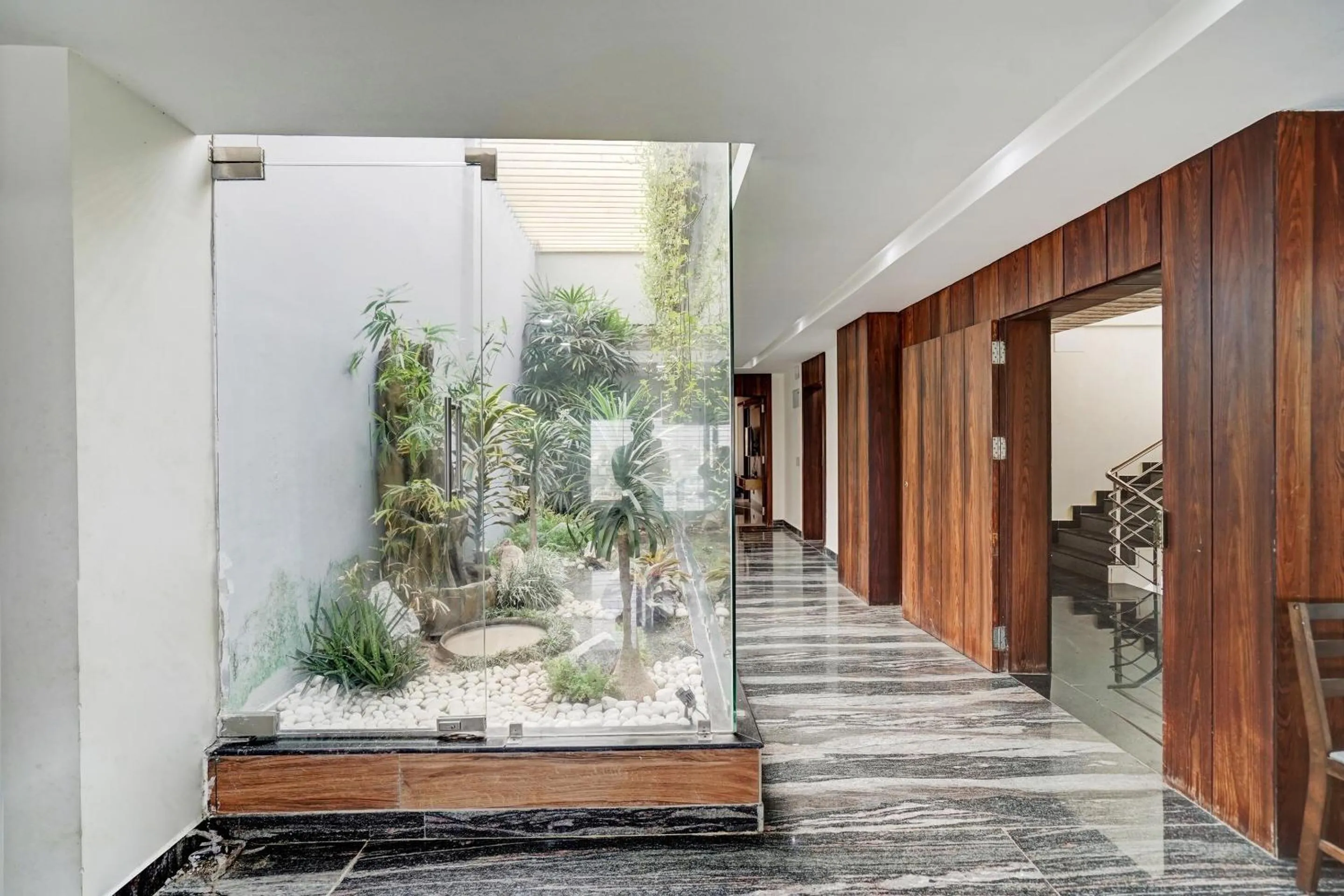 Lobby or reception in Super Capital O Sayhallo Prime Residency