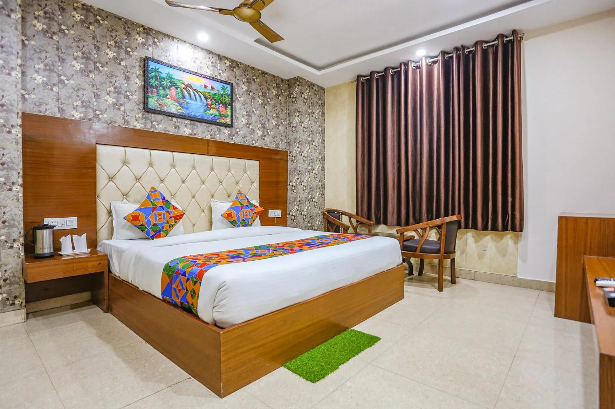 Coffee/tea facilities, Bed in FabHotel Frolic