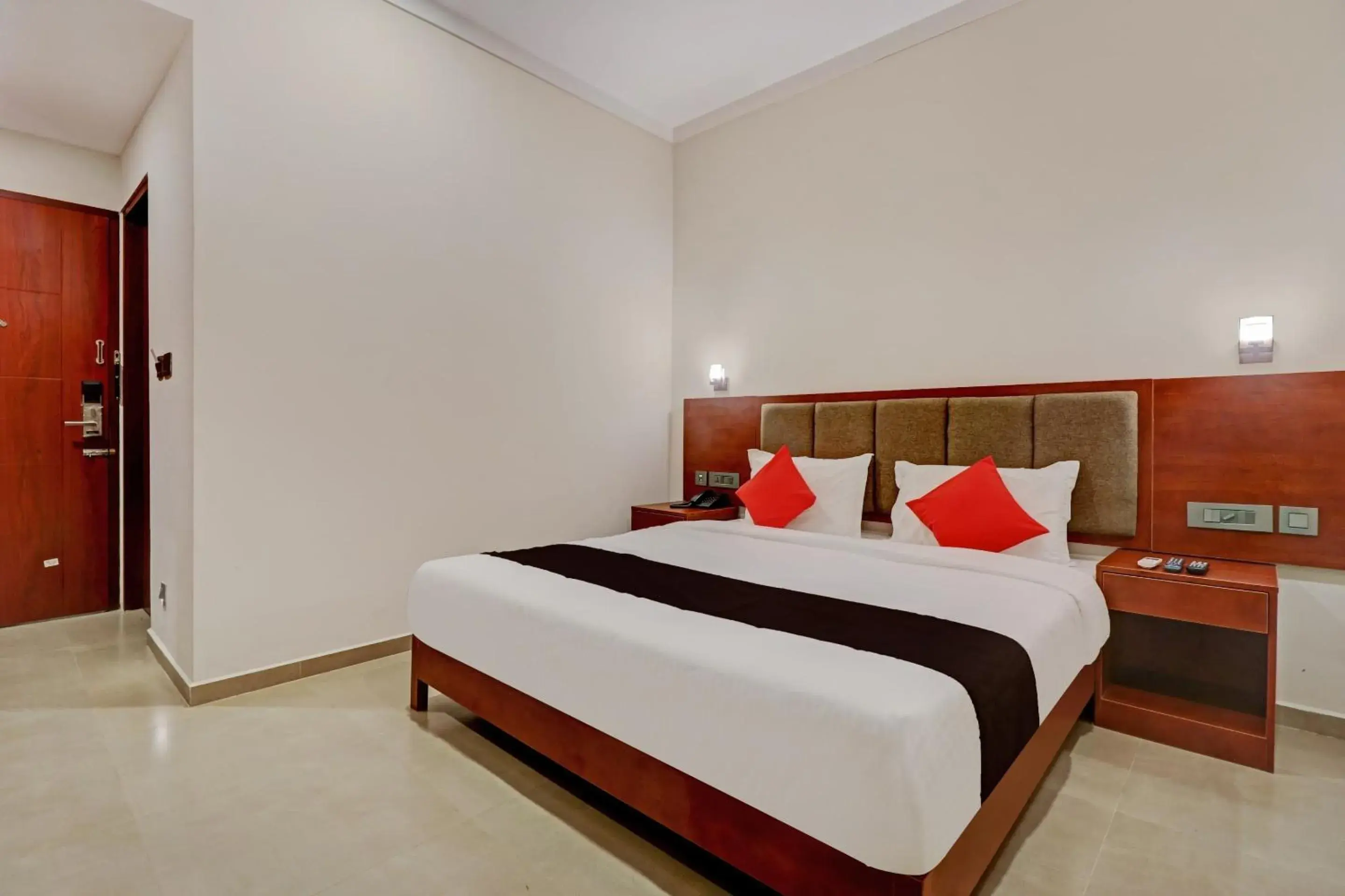 Super Townhouse Kizhakkambalam Tourist Home Super Townhouse Kizhakkambalam Tourist Home