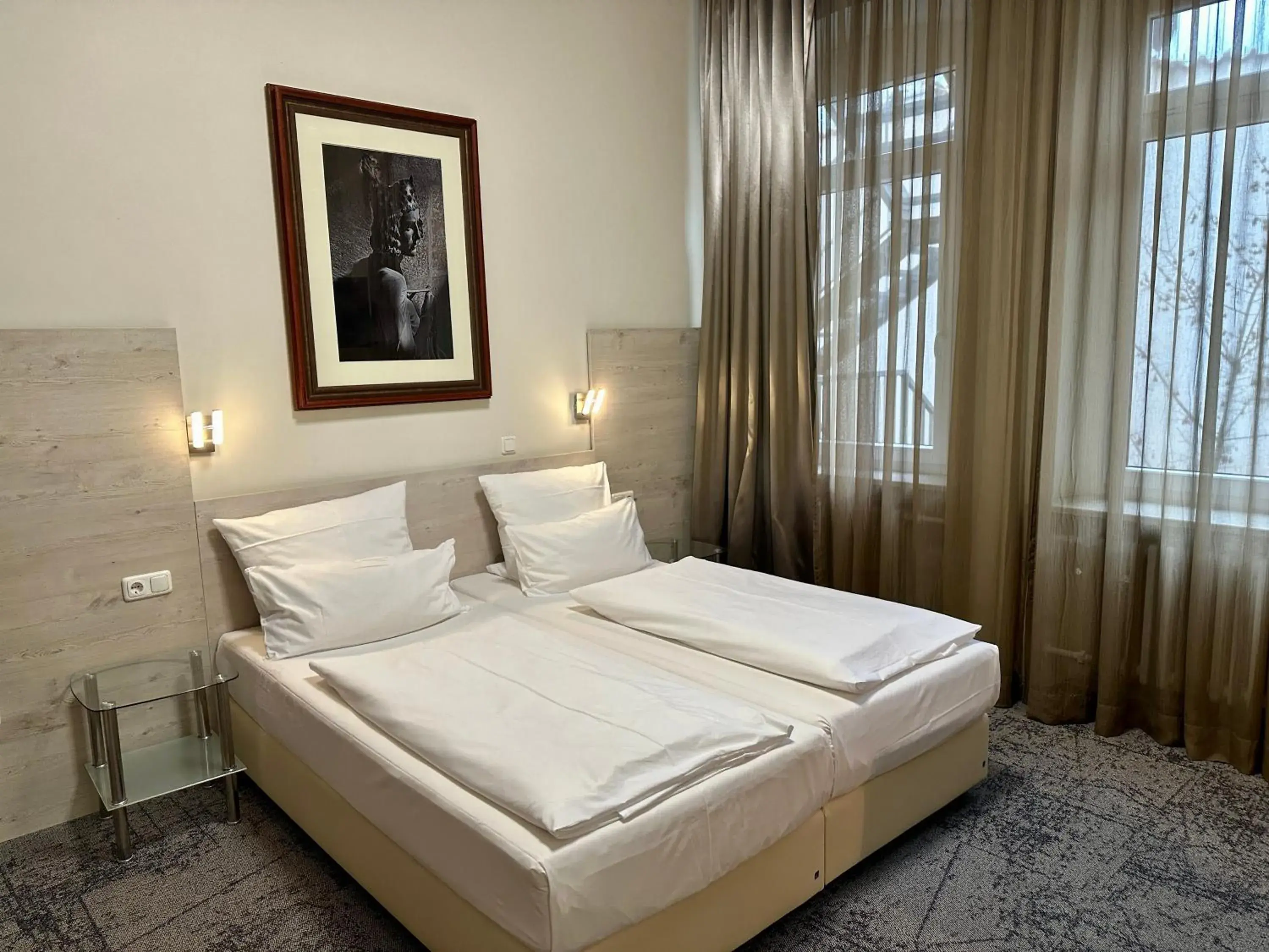 Double Room in Hotel Central Double Room in Hotel Central