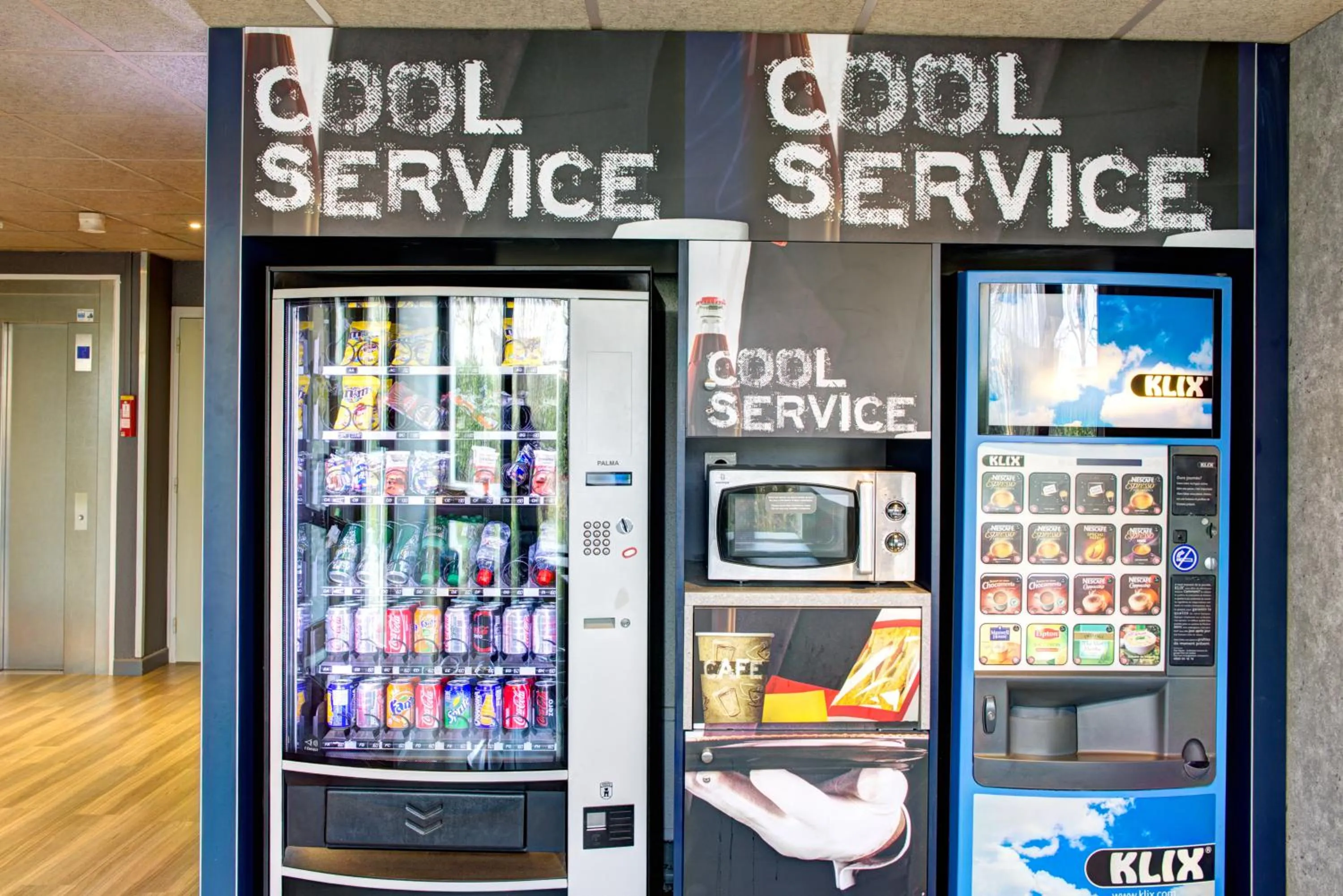 On-site shops in ibis budget Caen Mondeville