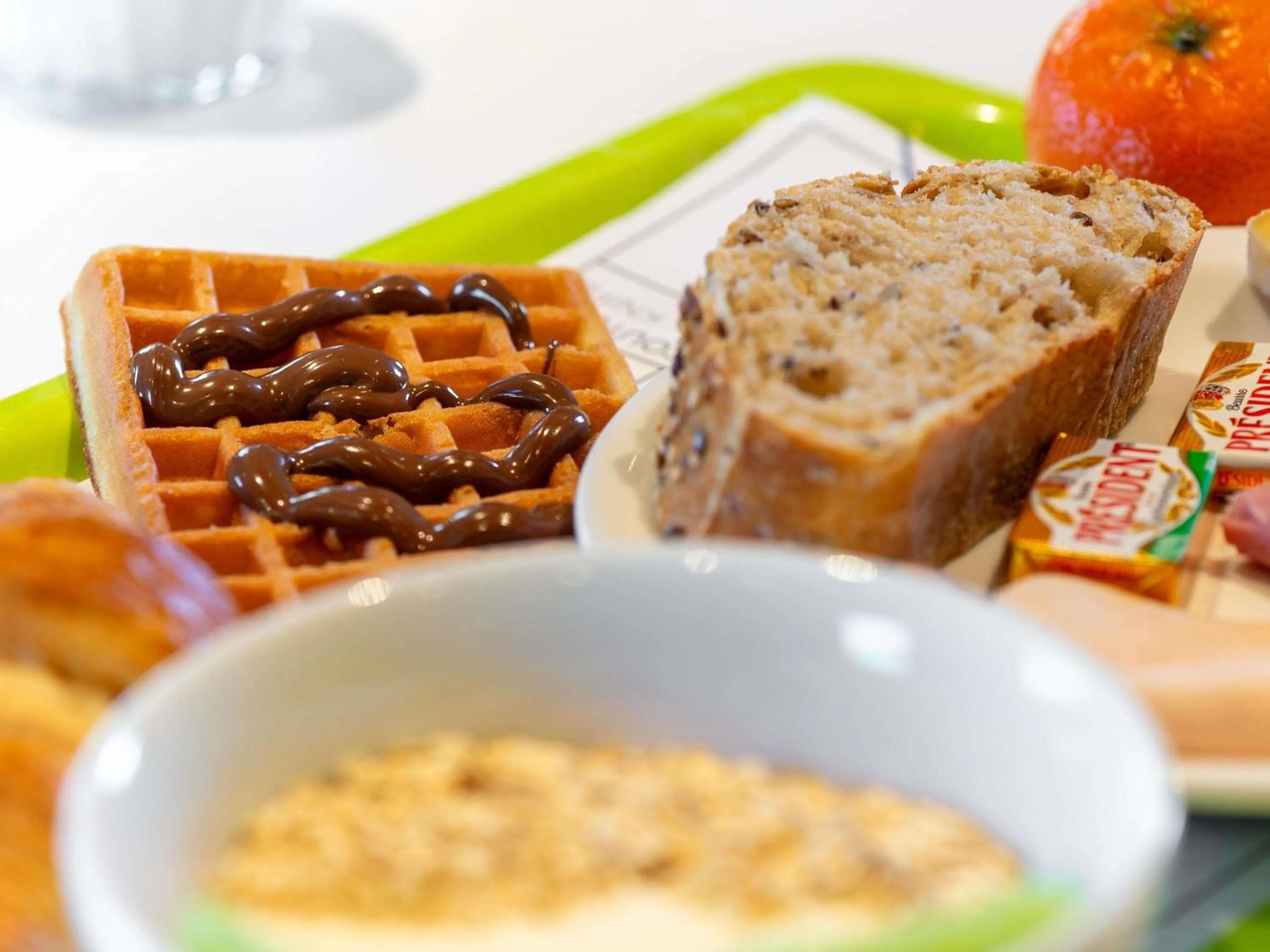 Breakfast in ibis budget Caen Mondeville