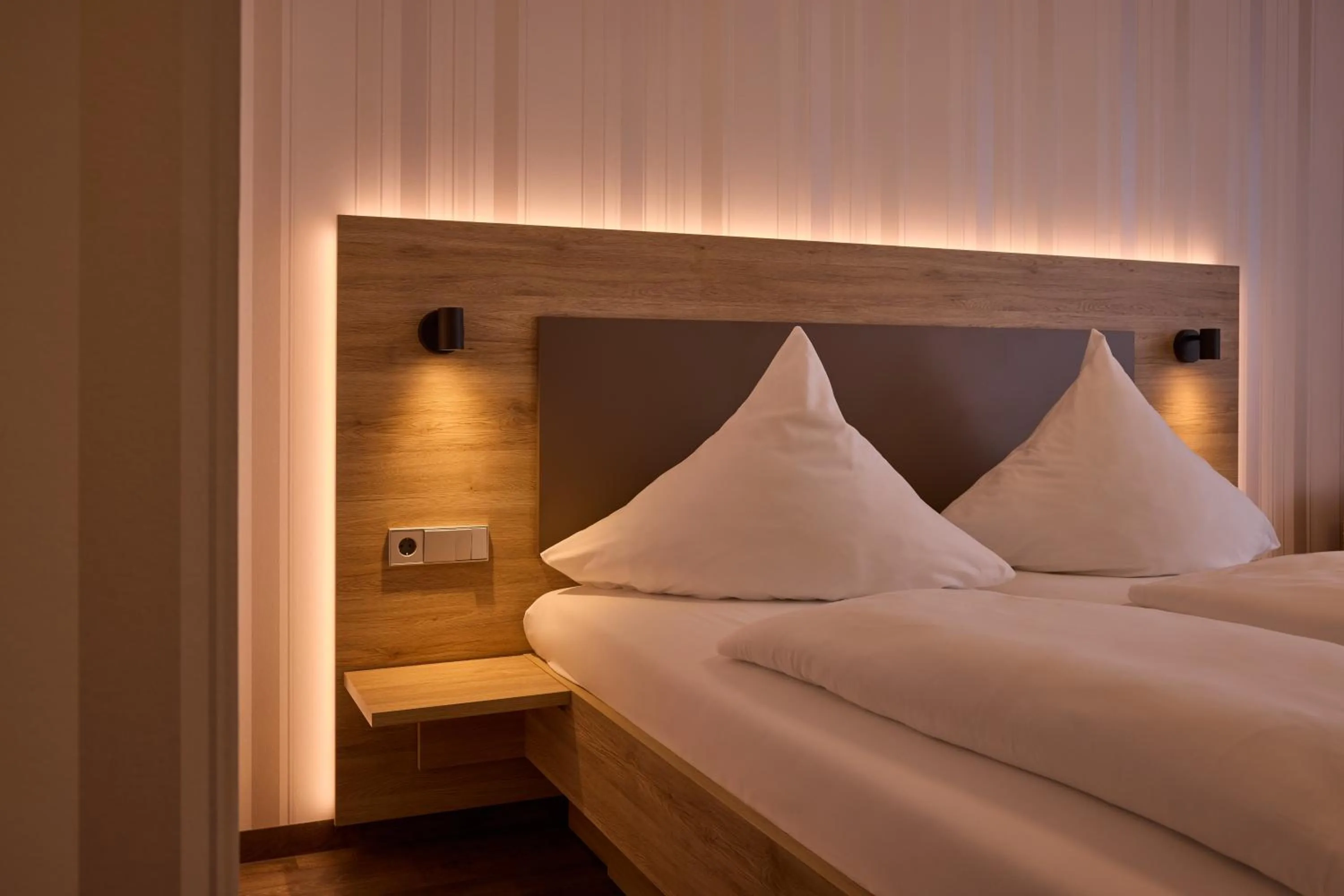 Bed in Hotel Zum Schiff