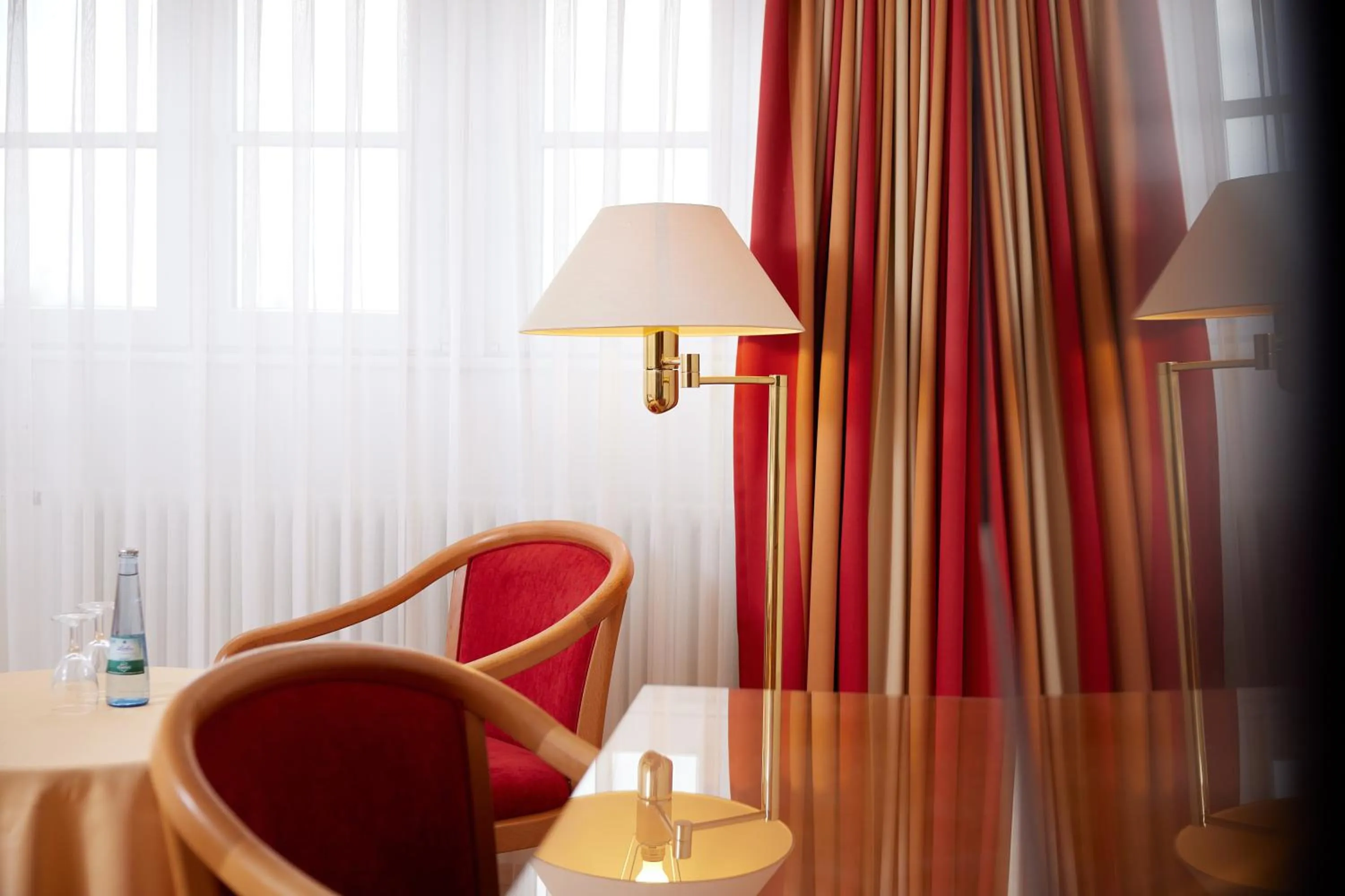 Seating area in Hotel Zum Schiff