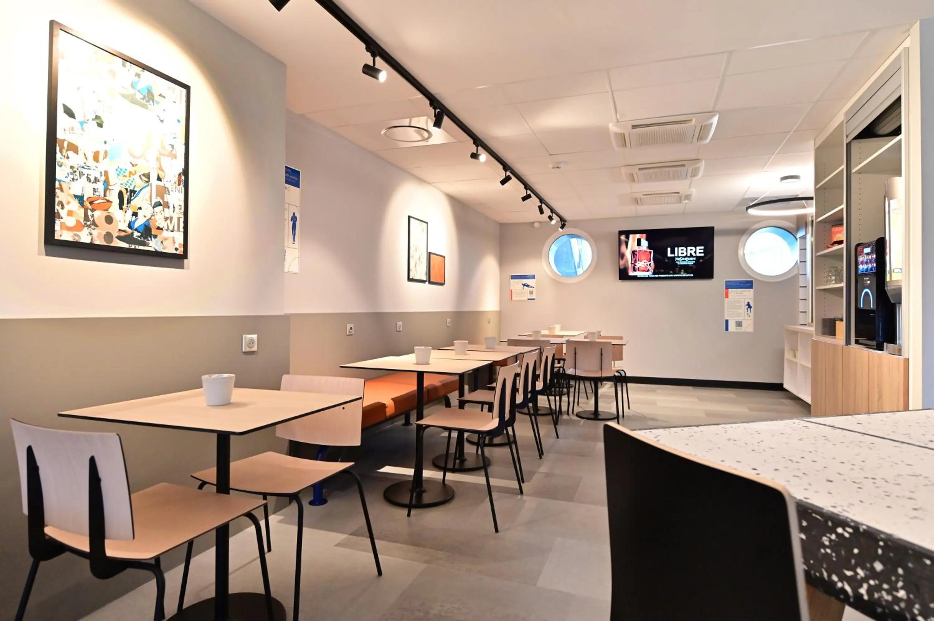 TV and multimedia in ibis budget Forbach Centre