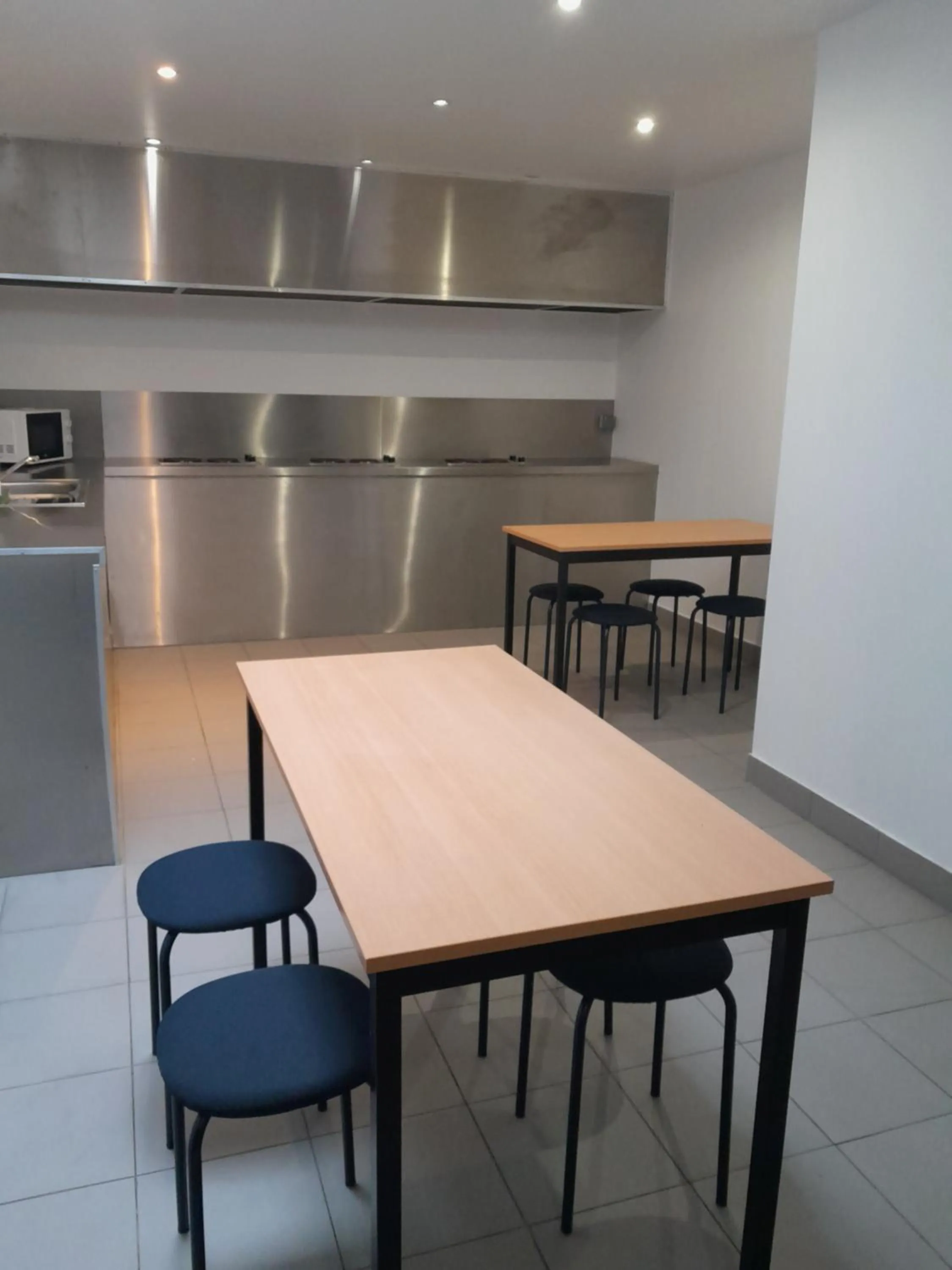 Kitchen or kitchenette in Kyriad Direct Caen Nord Memorial