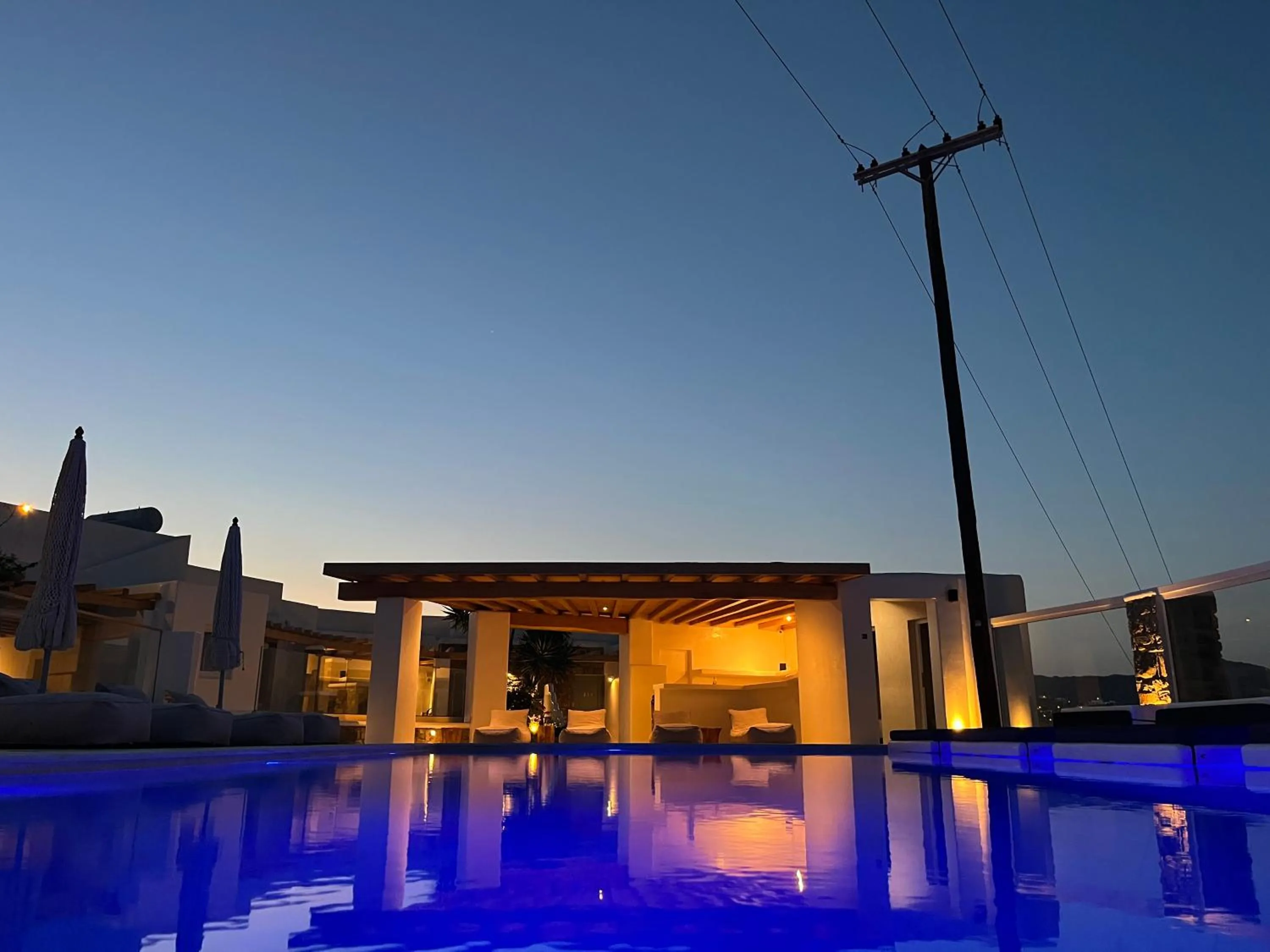 Swimming pool in Crystal Suites