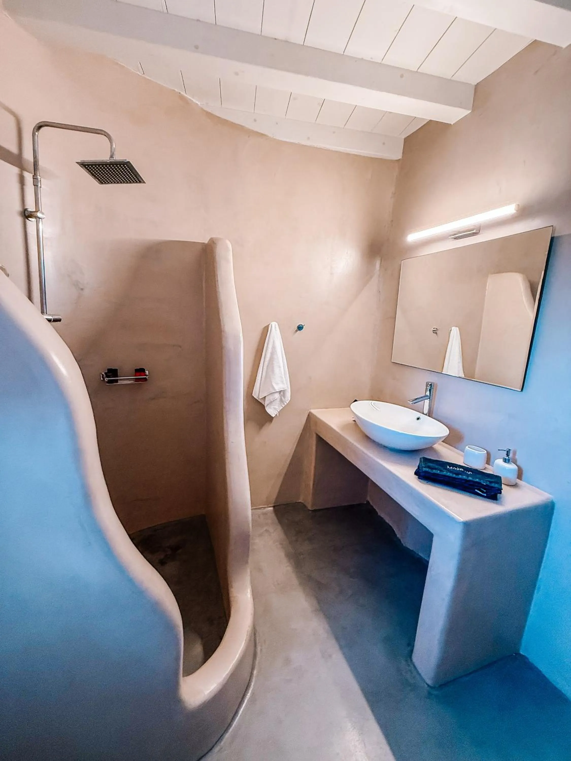 Property building in Crystal Suites