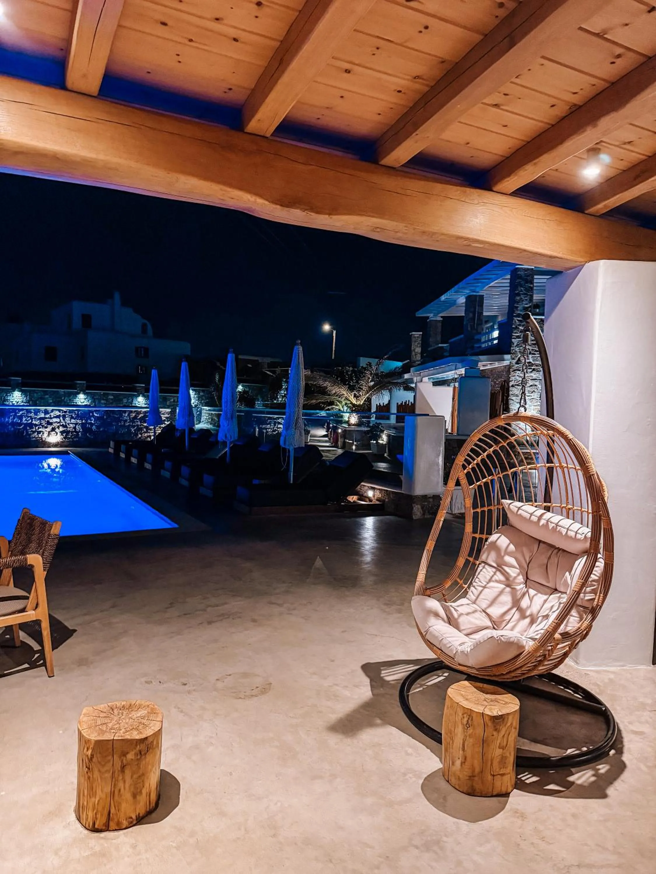 Swimming pool in Crystal Suites