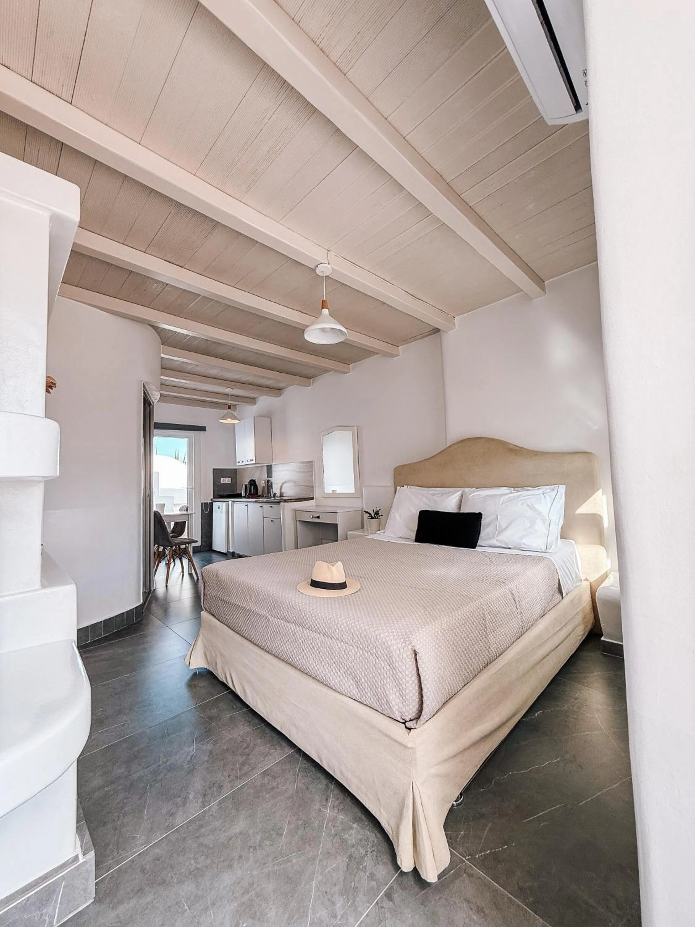 Property building, Bed in Crystal Suites