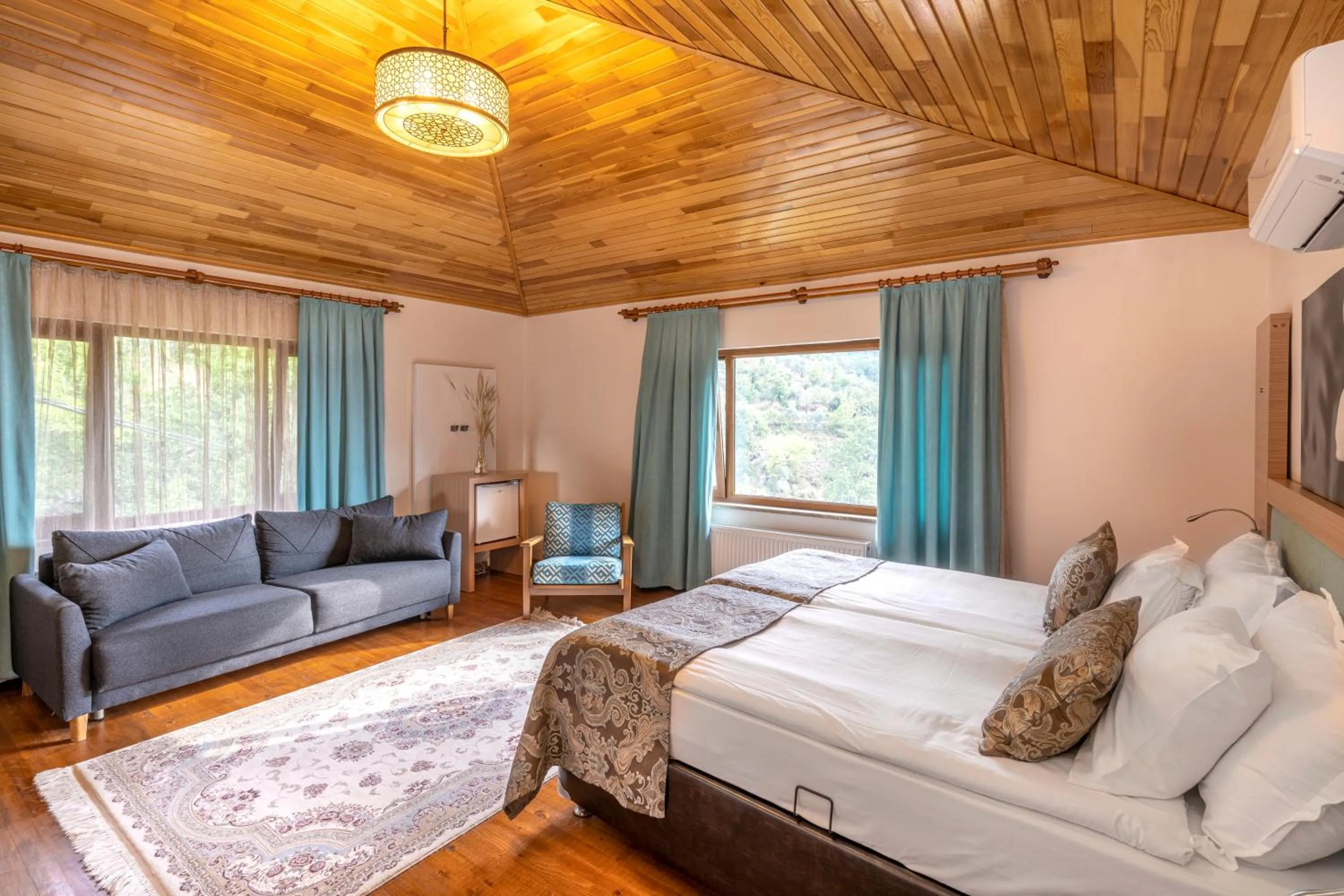 Property building, Bed in Avena Mountain Hotel - Adults Only