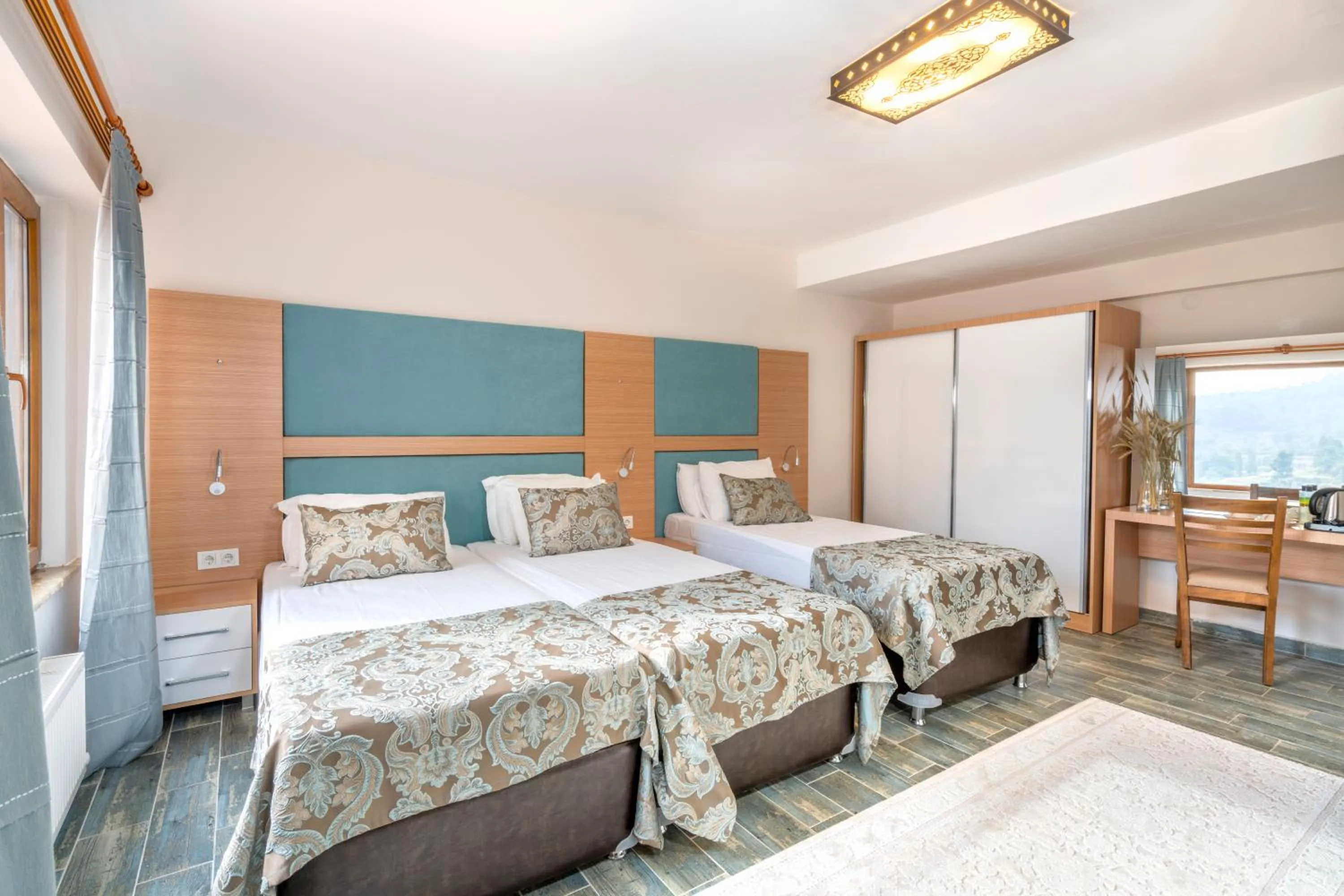 Coffee/tea facilities, Bed in Avena Mountain Hotel - Adults Only