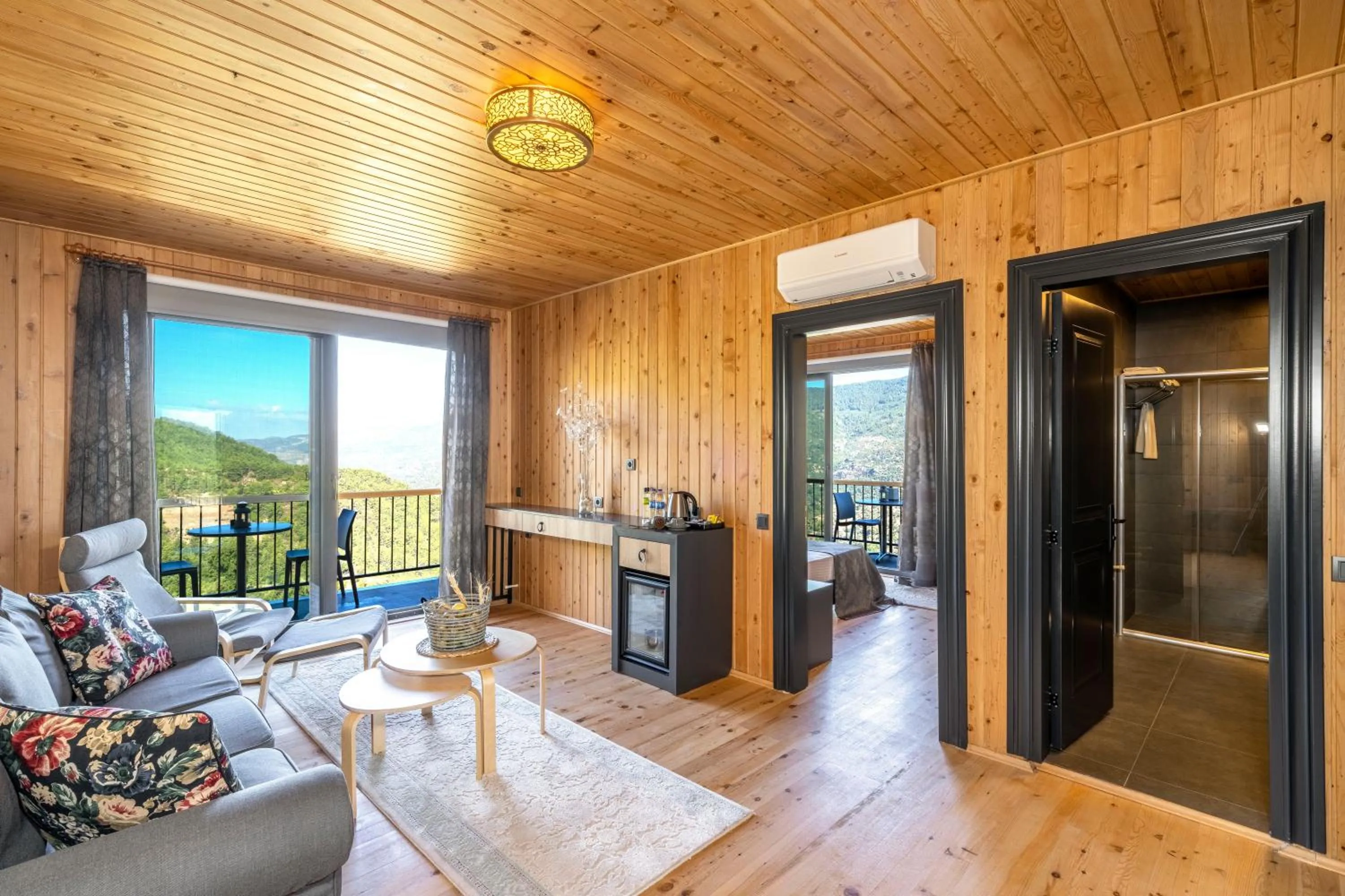 Bed in Avena Mountain Hotel - Adults Only