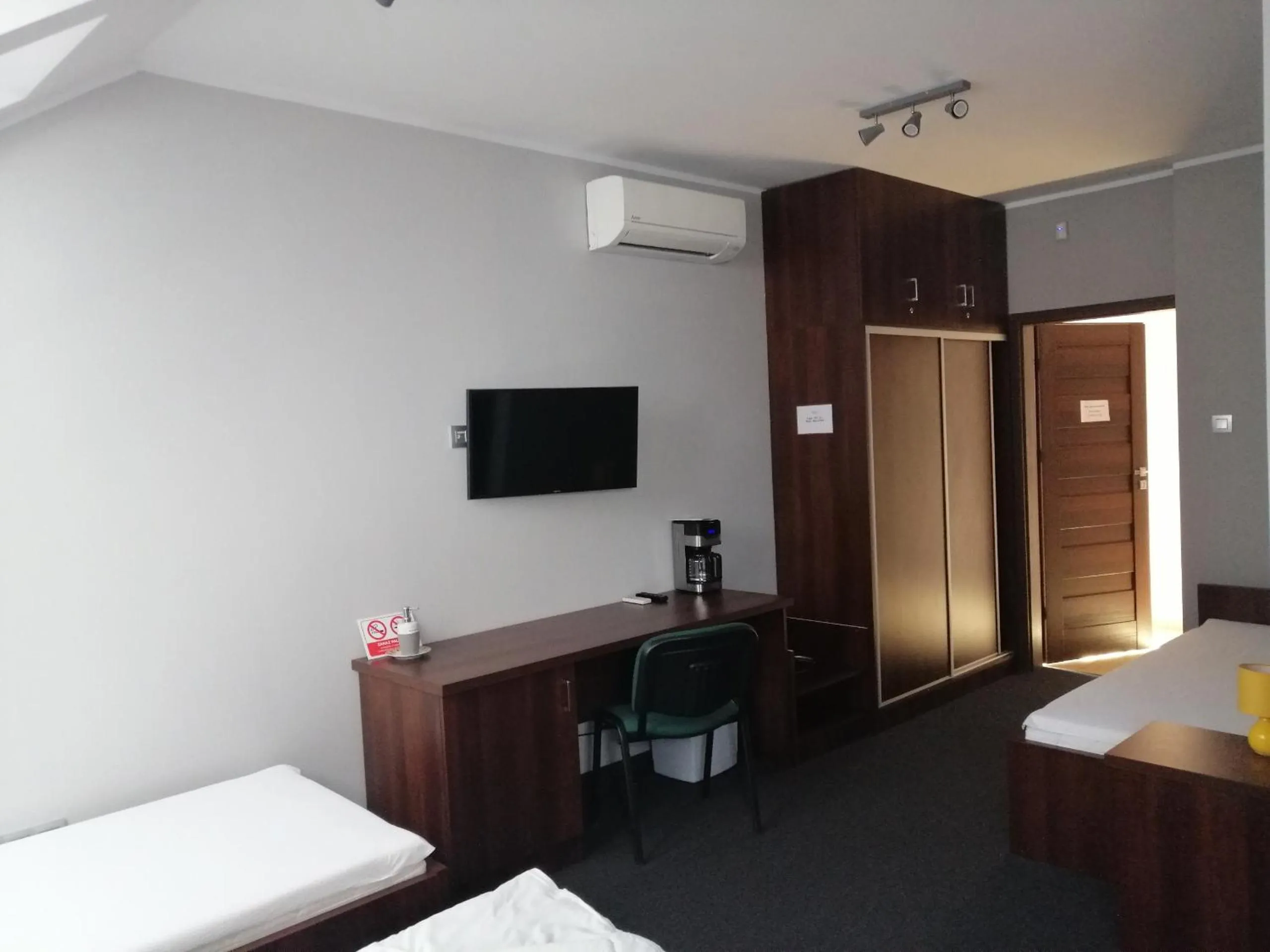 Bed in Pokoje Gościnne z łazienkami