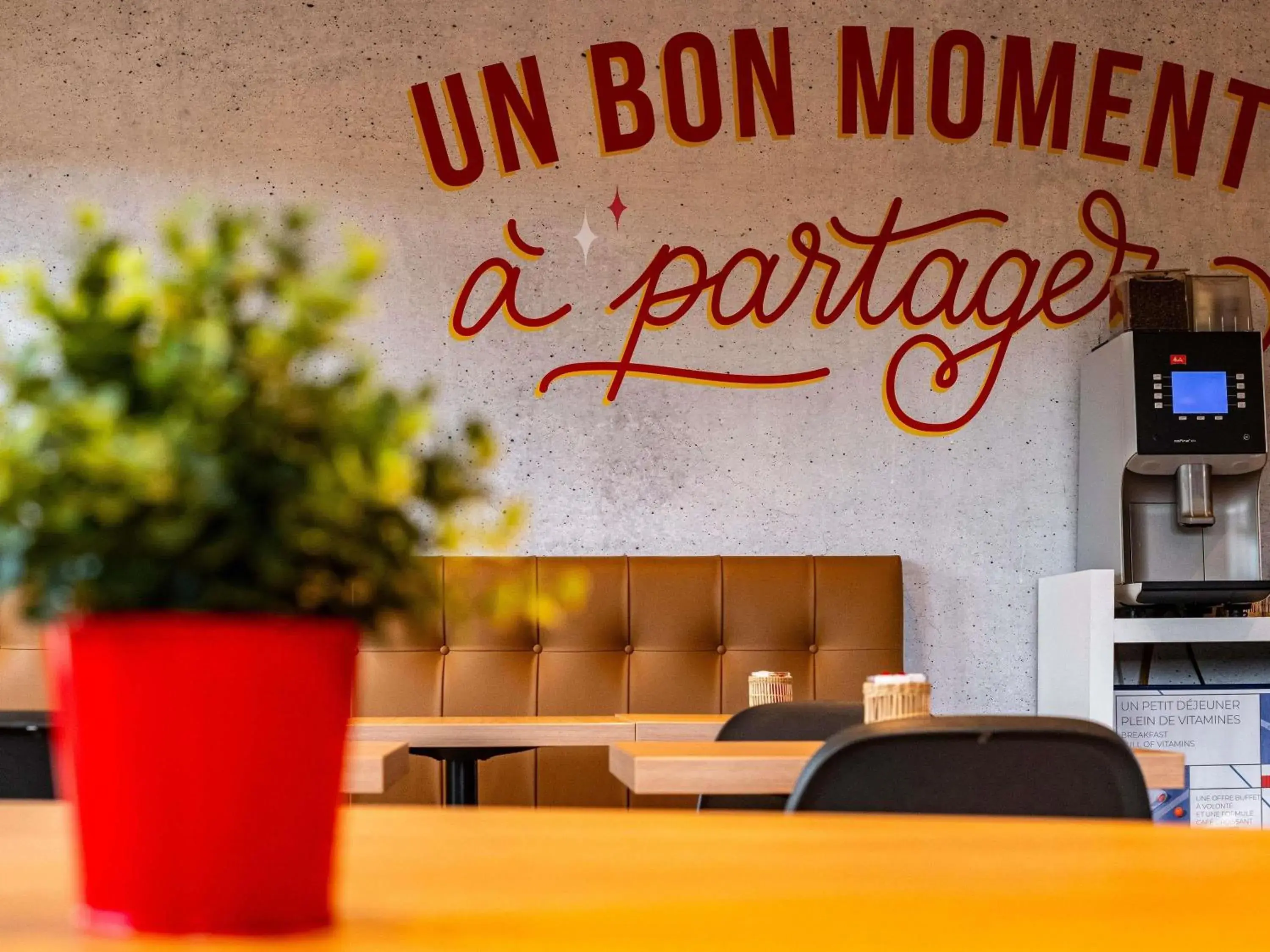 Breakfast in ibis budget Reims Thillois Breakfast in ibis budget Reims Thillois