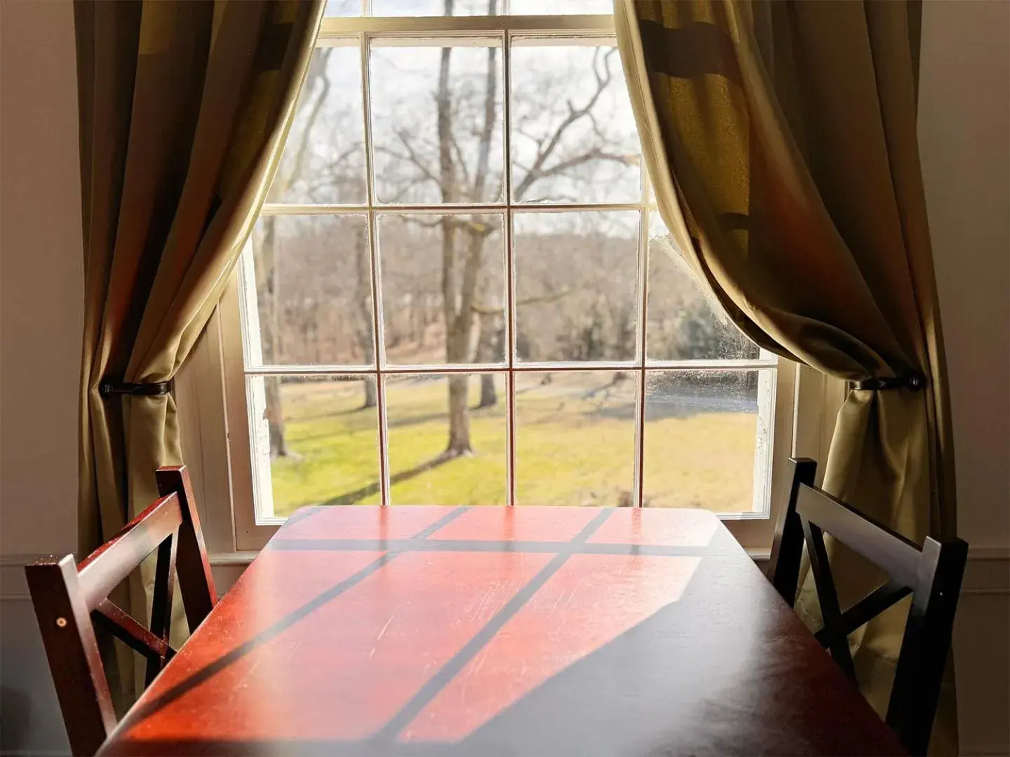 Garden view in The Sunnyside Sisters Bed and Breakfast Garden view in The Sunnyside Sisters Bed and Breakfast