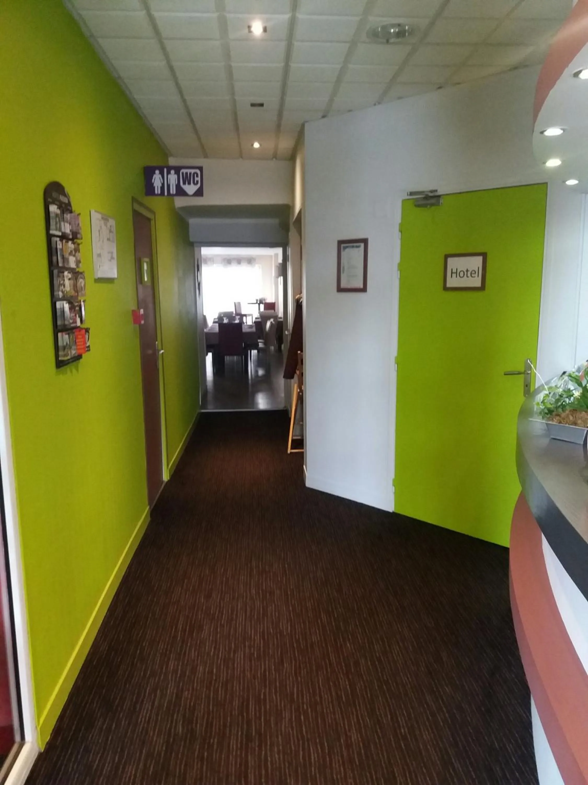 Lobby or reception in L'Ecailler