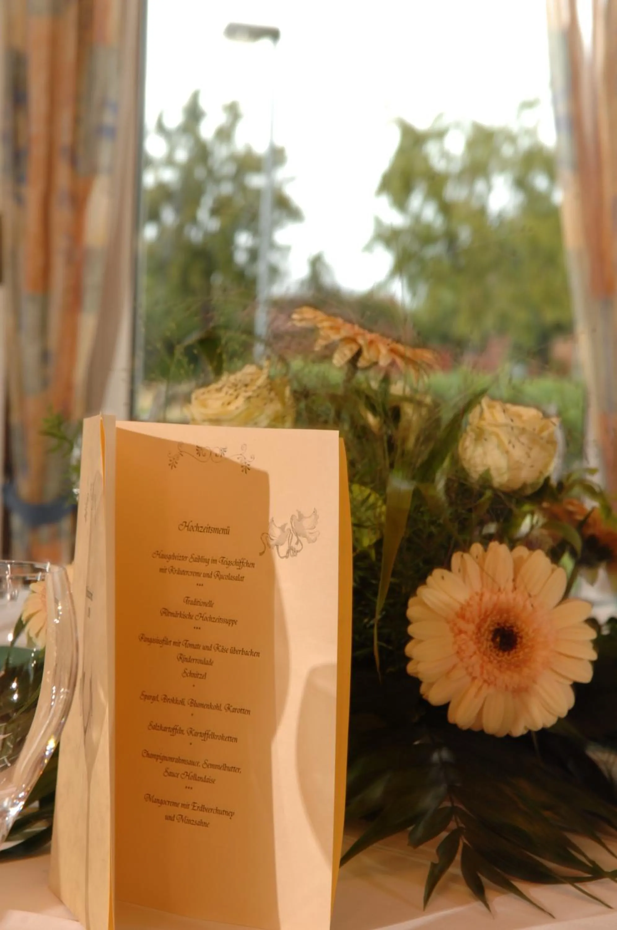 Restaurant/places to eat in Wolfshotel am Arendsee