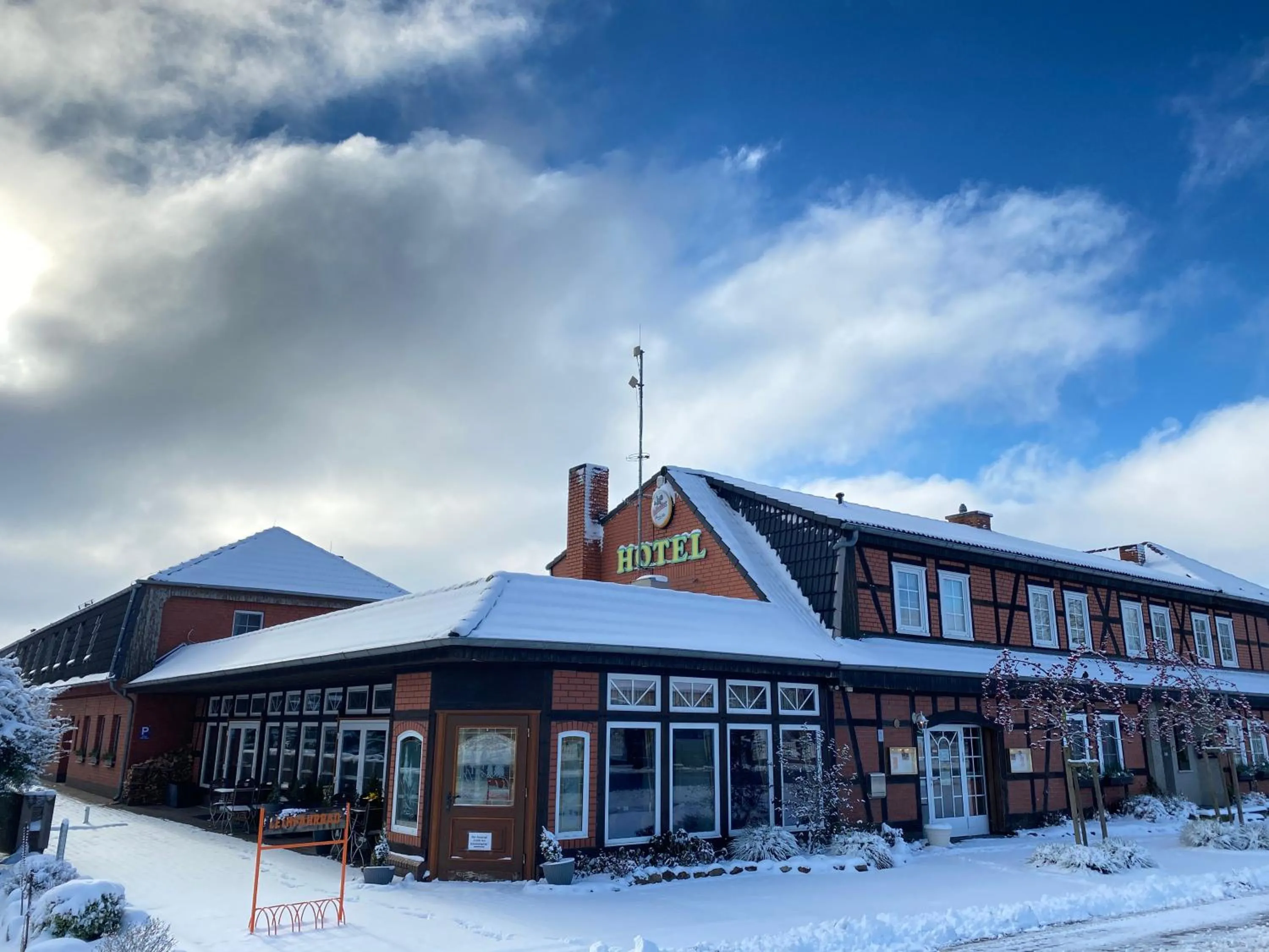 Property building in Wolfshotel am Arendsee