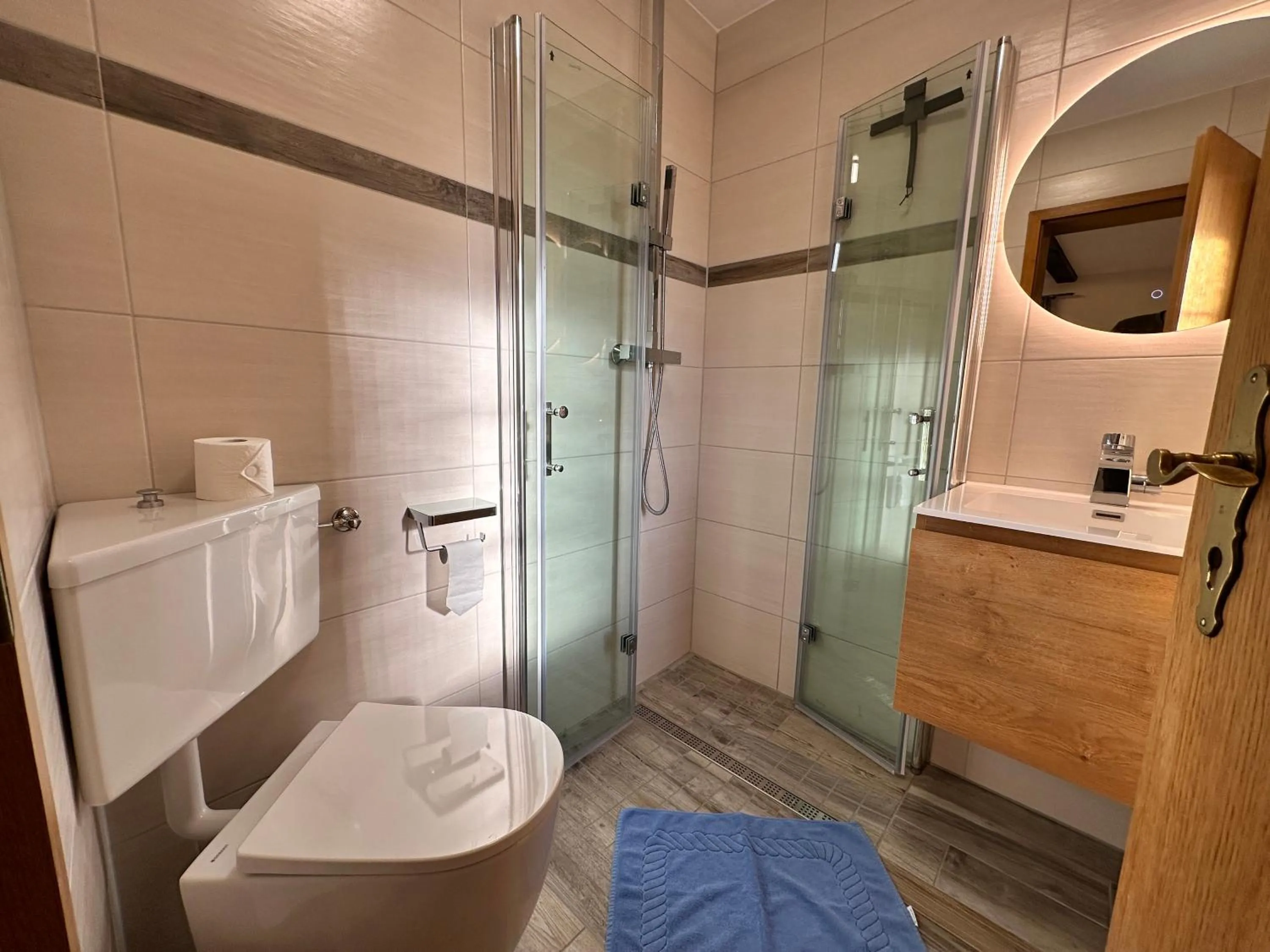 Shower in Wolfshotel am Arendsee
