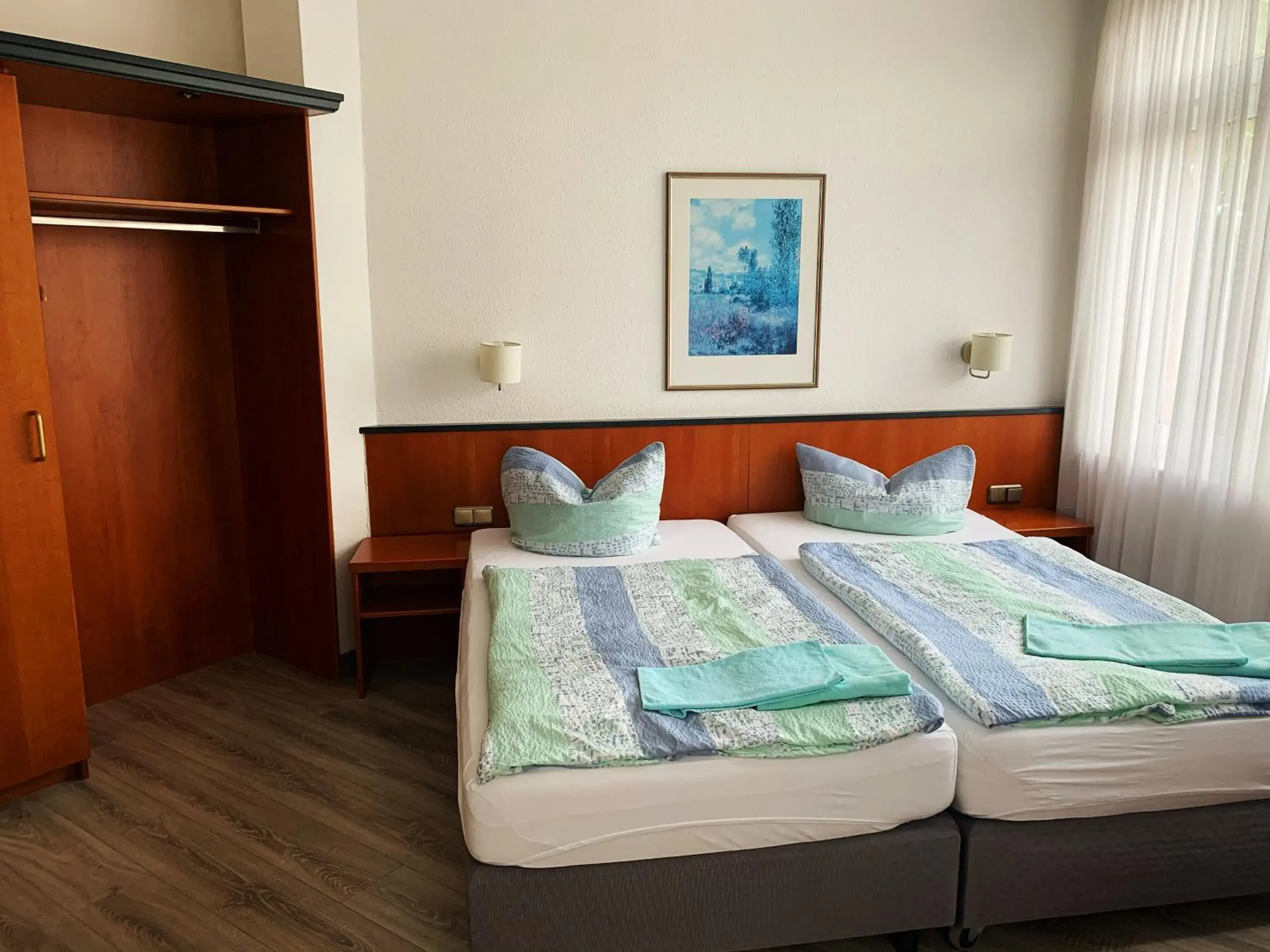 Standard Double Room in Hotel Birkenwerder Standard Double Room in Hotel Birkenwerder