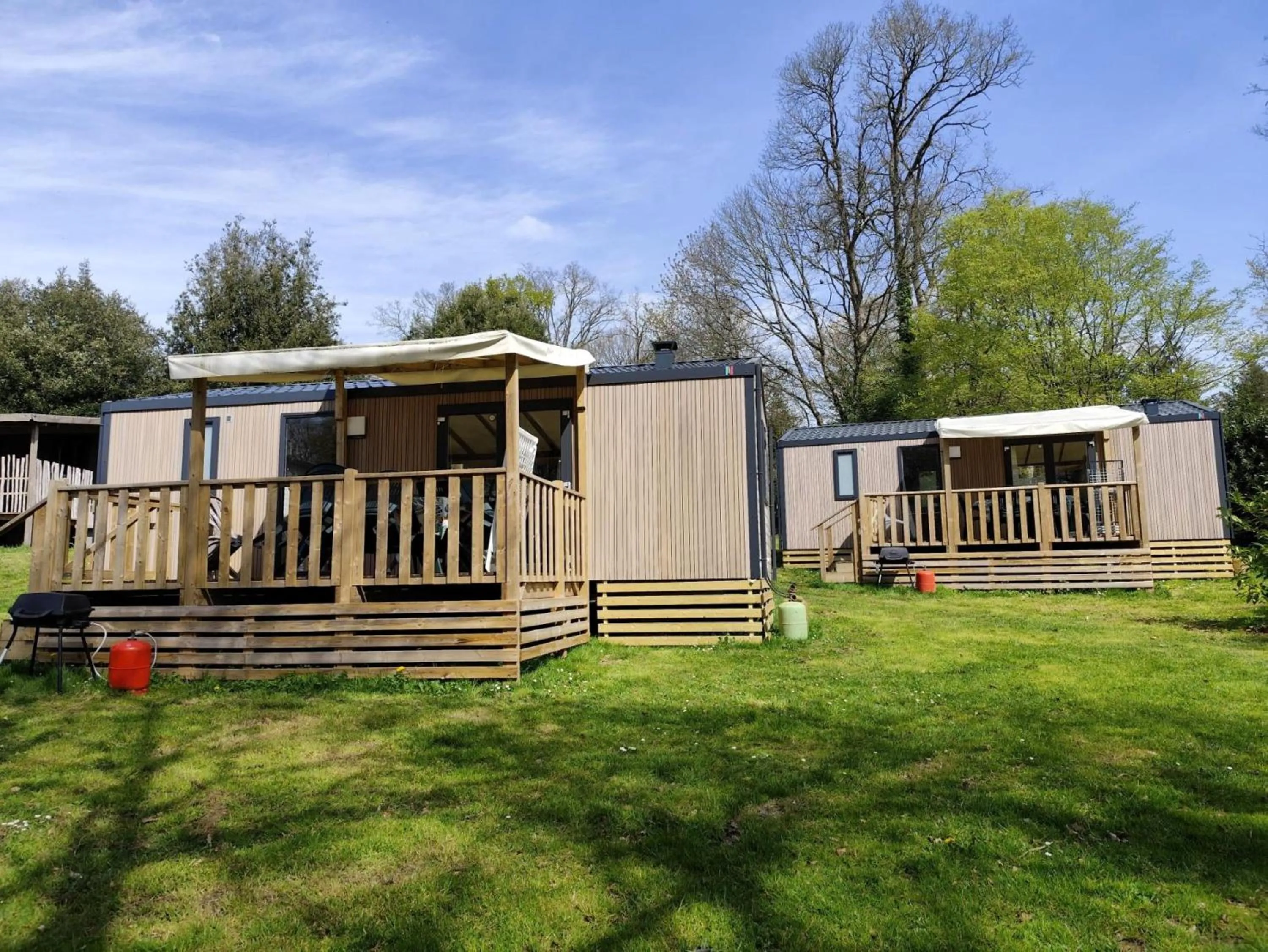 Property building in Mobile Homes by KelAir at Camping Domaine des Ormes
