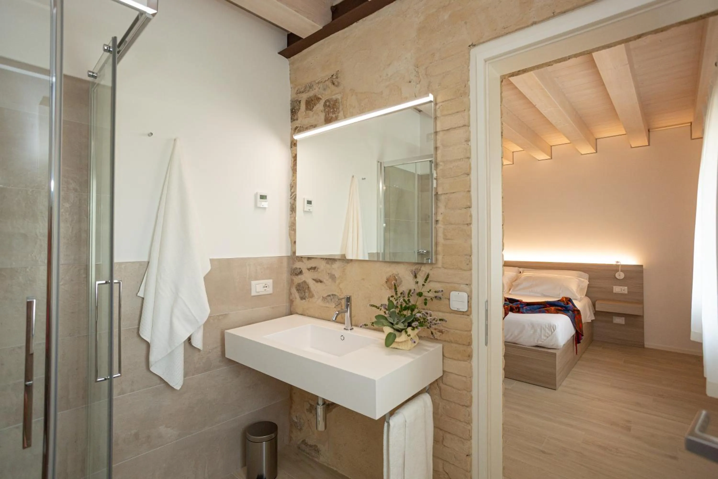 Shower in Casa Massaro Todeschini