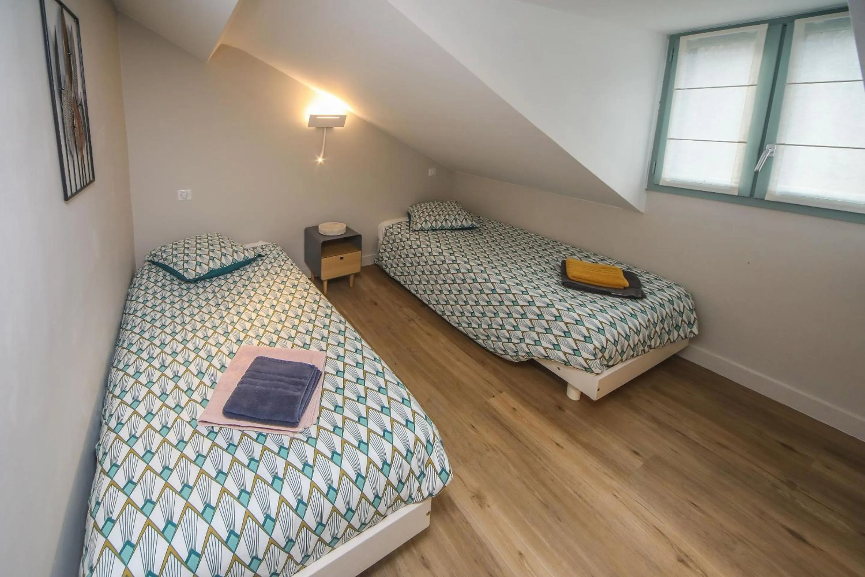 Bedroom, Bed in Hotel O Chiroulet