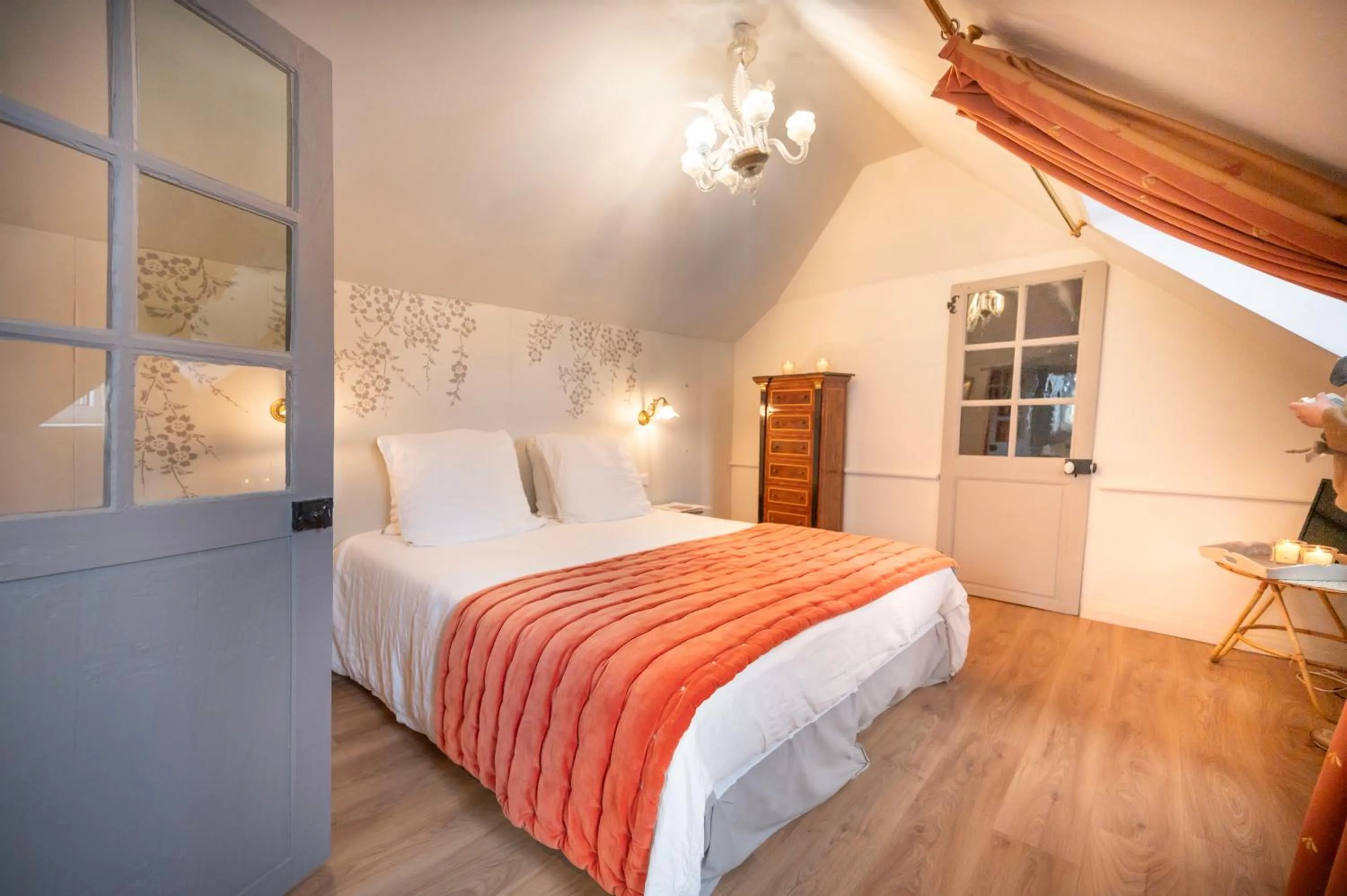 Bed in les Myrrhophores et Spa, Chambres d'Hôtes et Gîtes de charme