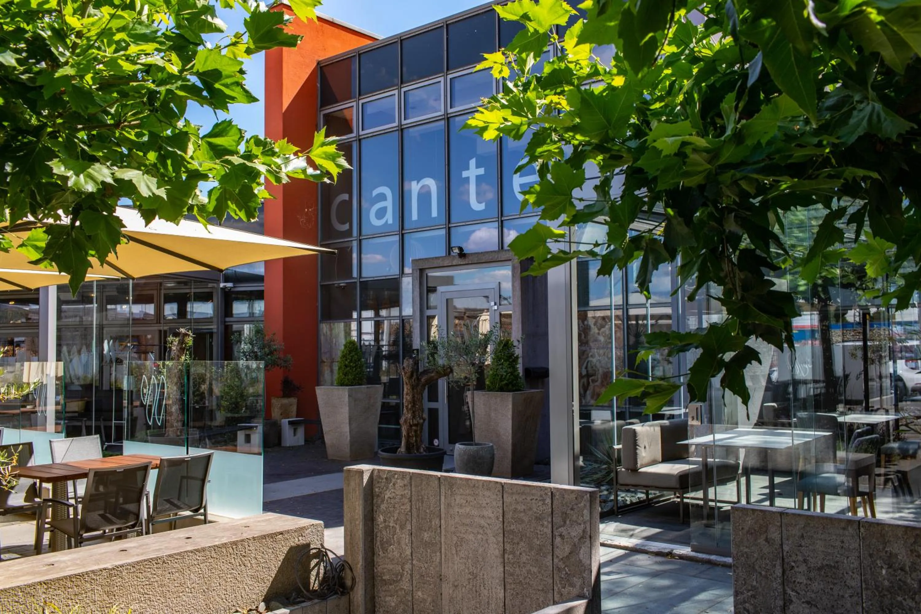 Property building in cantera by Wiegand