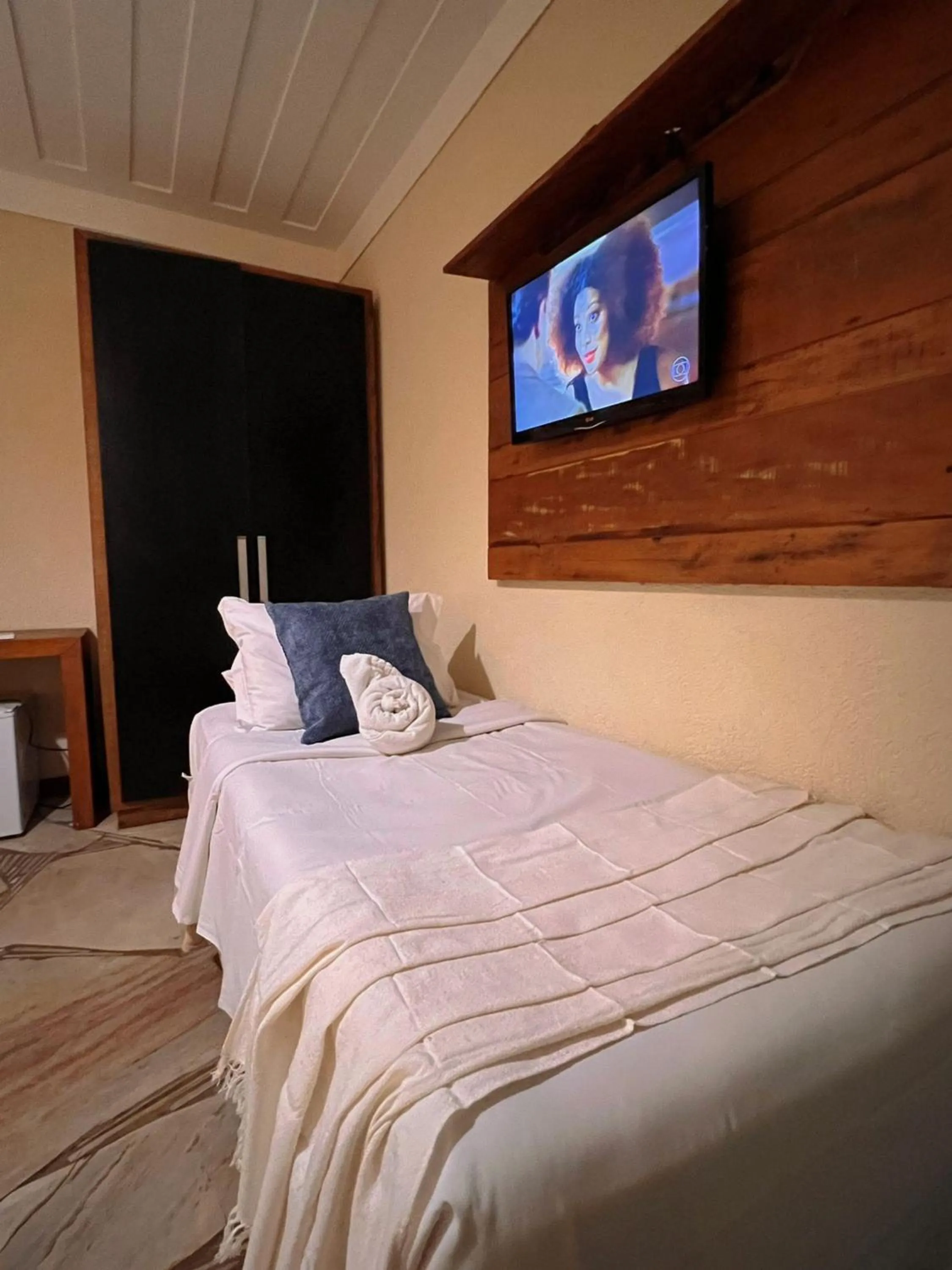 Bed in Pier Beach Club