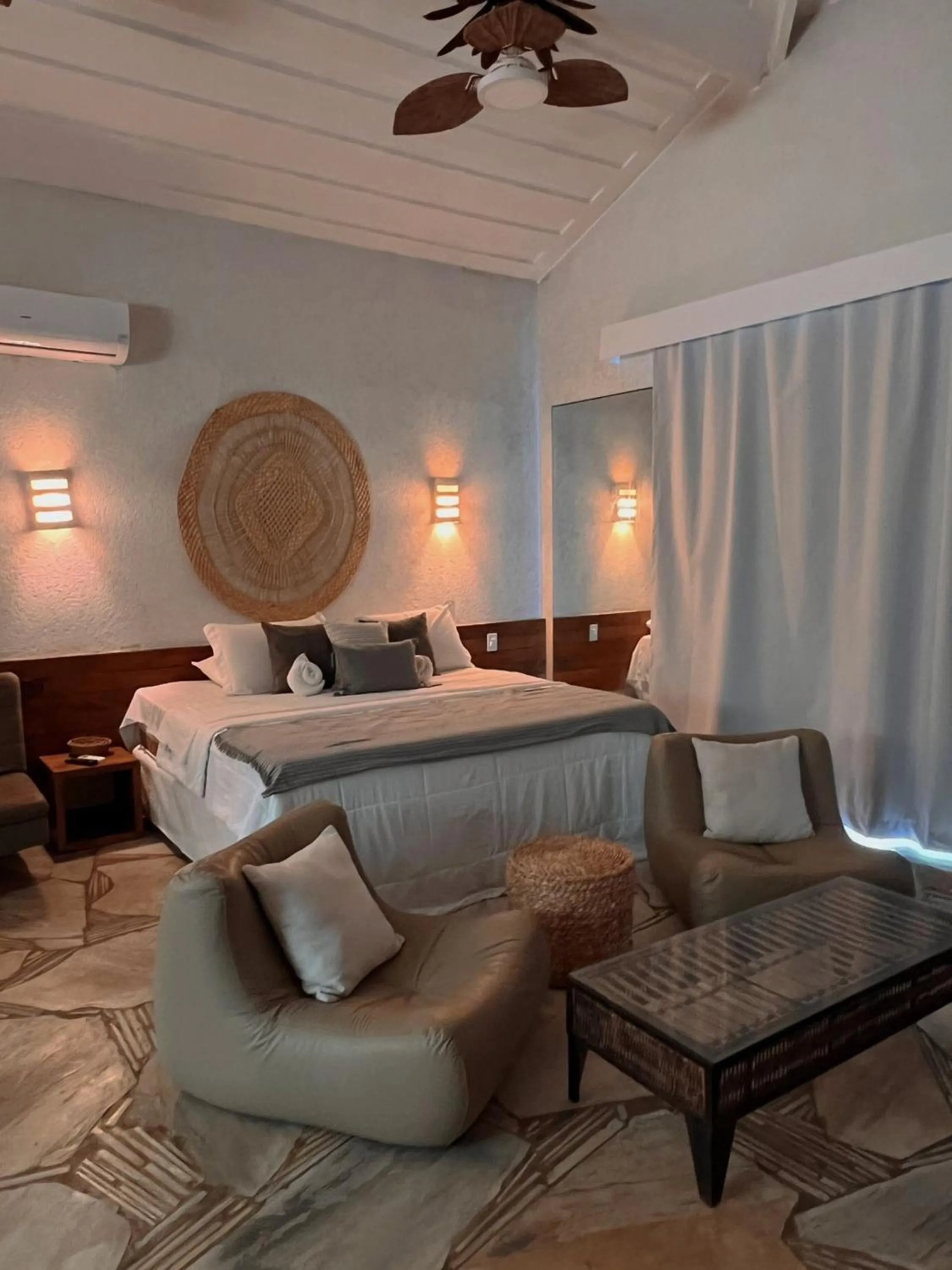 Bed in Pier Beach Club