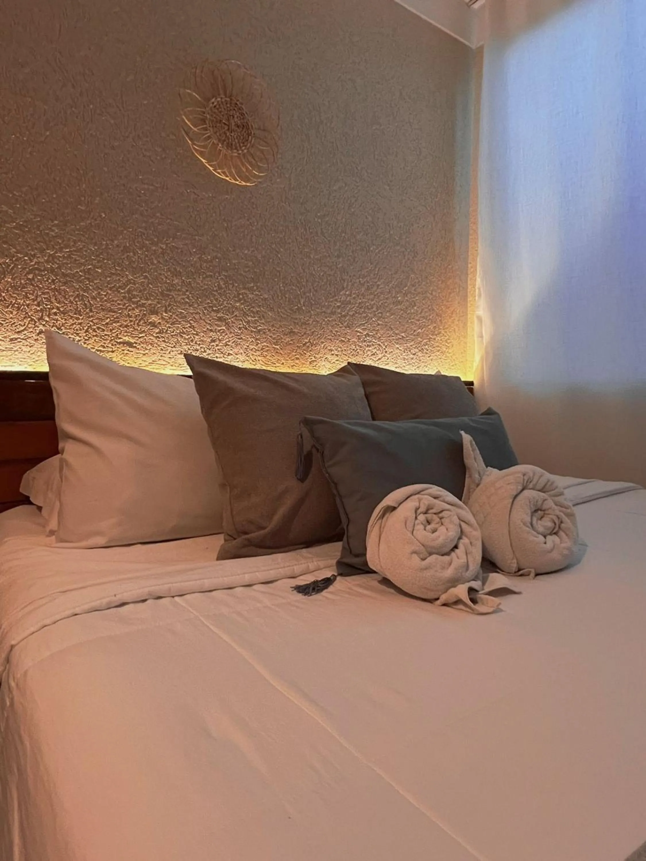 Bed in Pier Beach Club