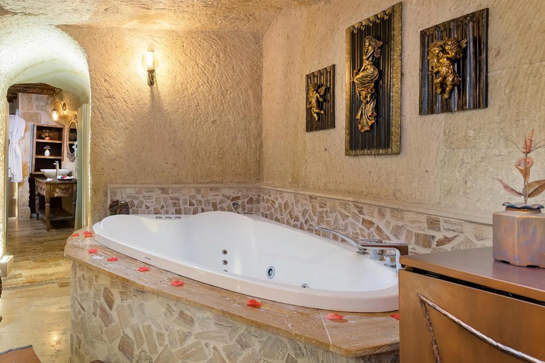 Bathroom in Elysion Cave Suites
