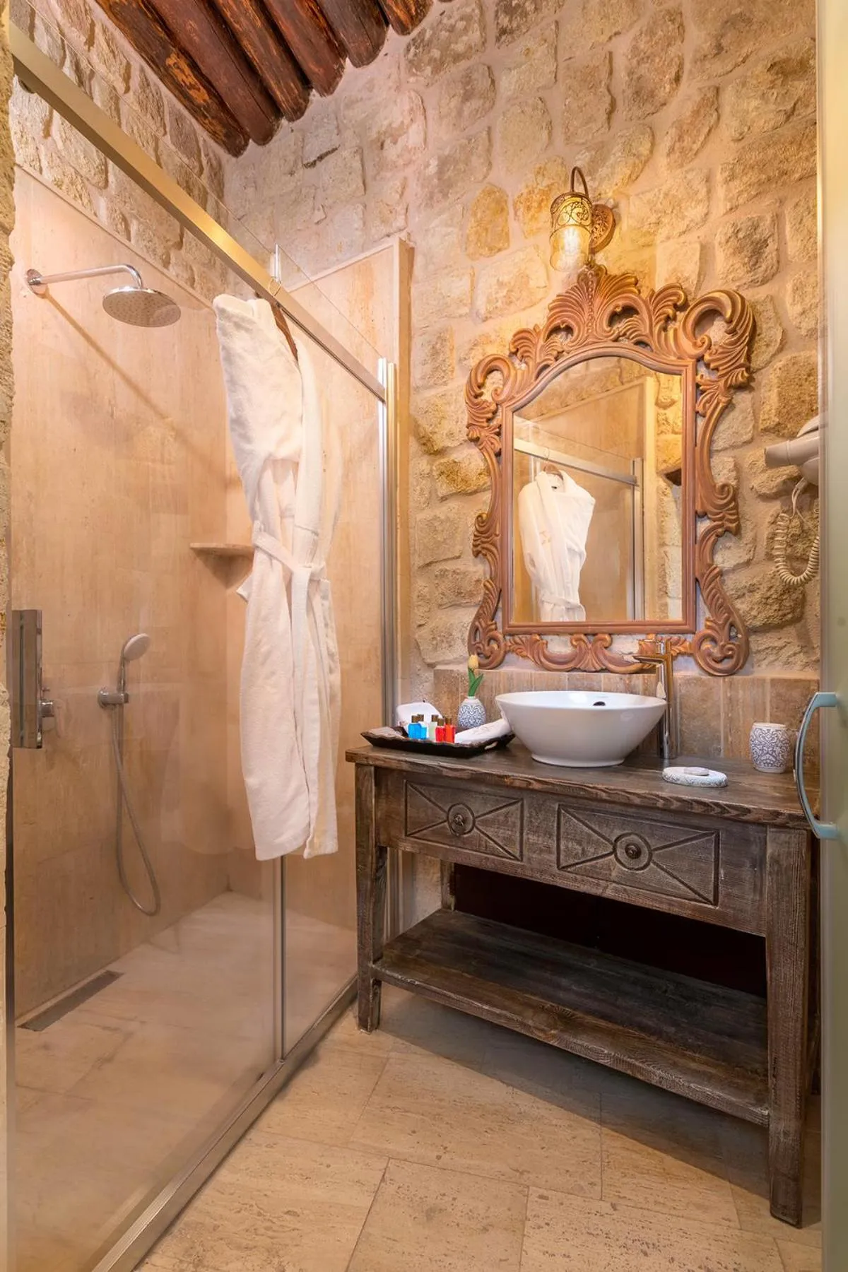 Bathroom in Elysion Cave Suites