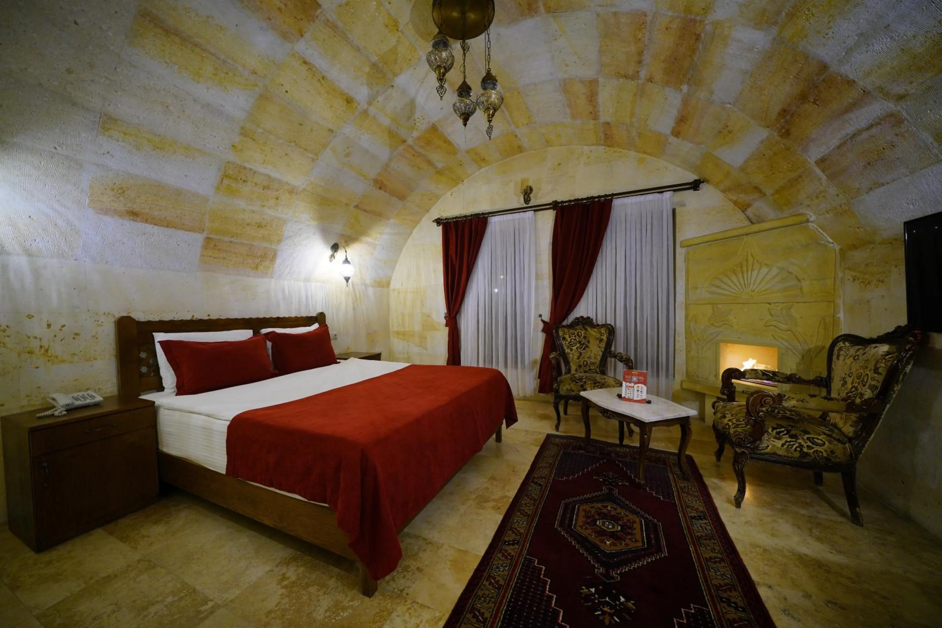 Bed in Balloon Cave Hotel